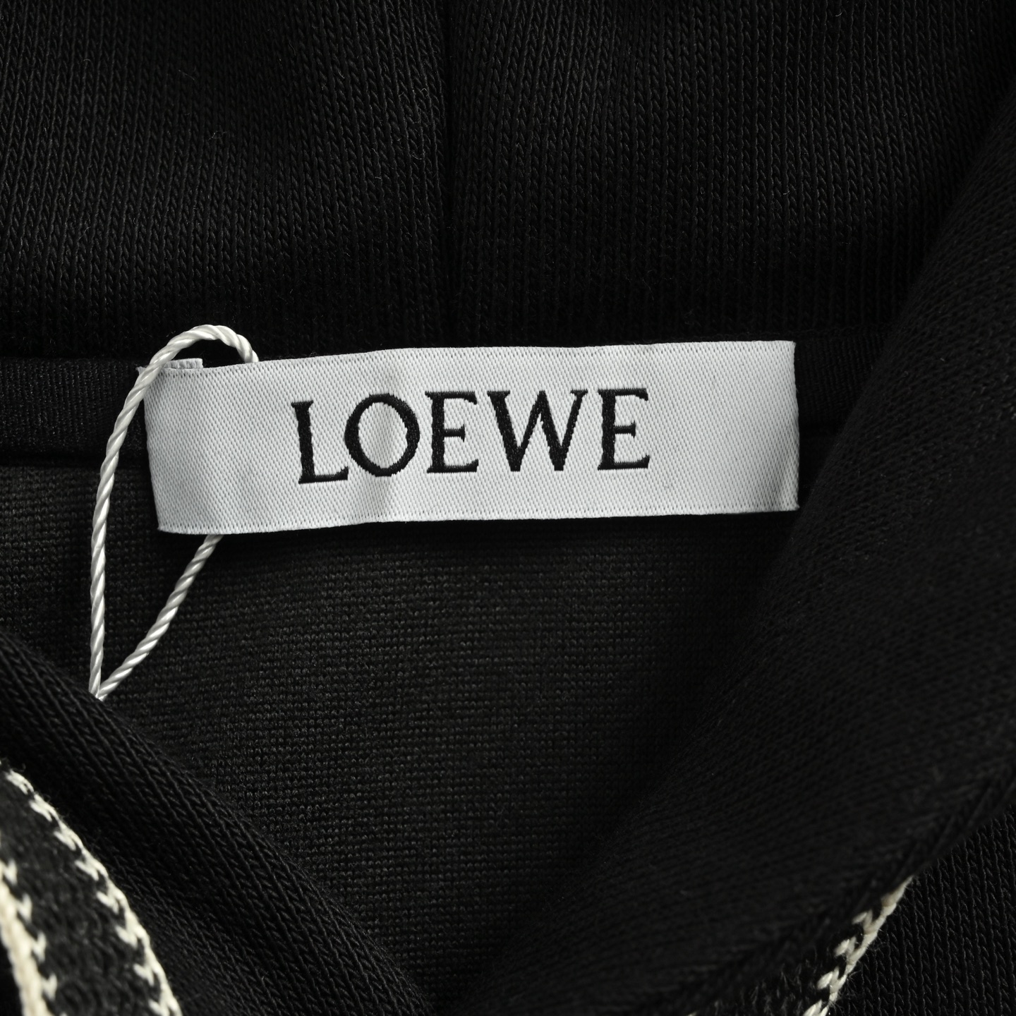 Loewe/罗意威 25Fw 豚鼠logo印花连帽卫衣 罗意威25秋新款 顶级卡通印花连帽卫衣-Chinese UA Cheap High Quatity Brand Clothes Bags handbags Sneakers wholesale wholesaler seller from China Factory suppliers Fashion Clothing Shoes best Quality Beautiful Price Loewe/罗意威 25Fw 豚鼠logo印花连帽卫衣 罗意威25秋新款 顶级卡通印花连帽卫衣