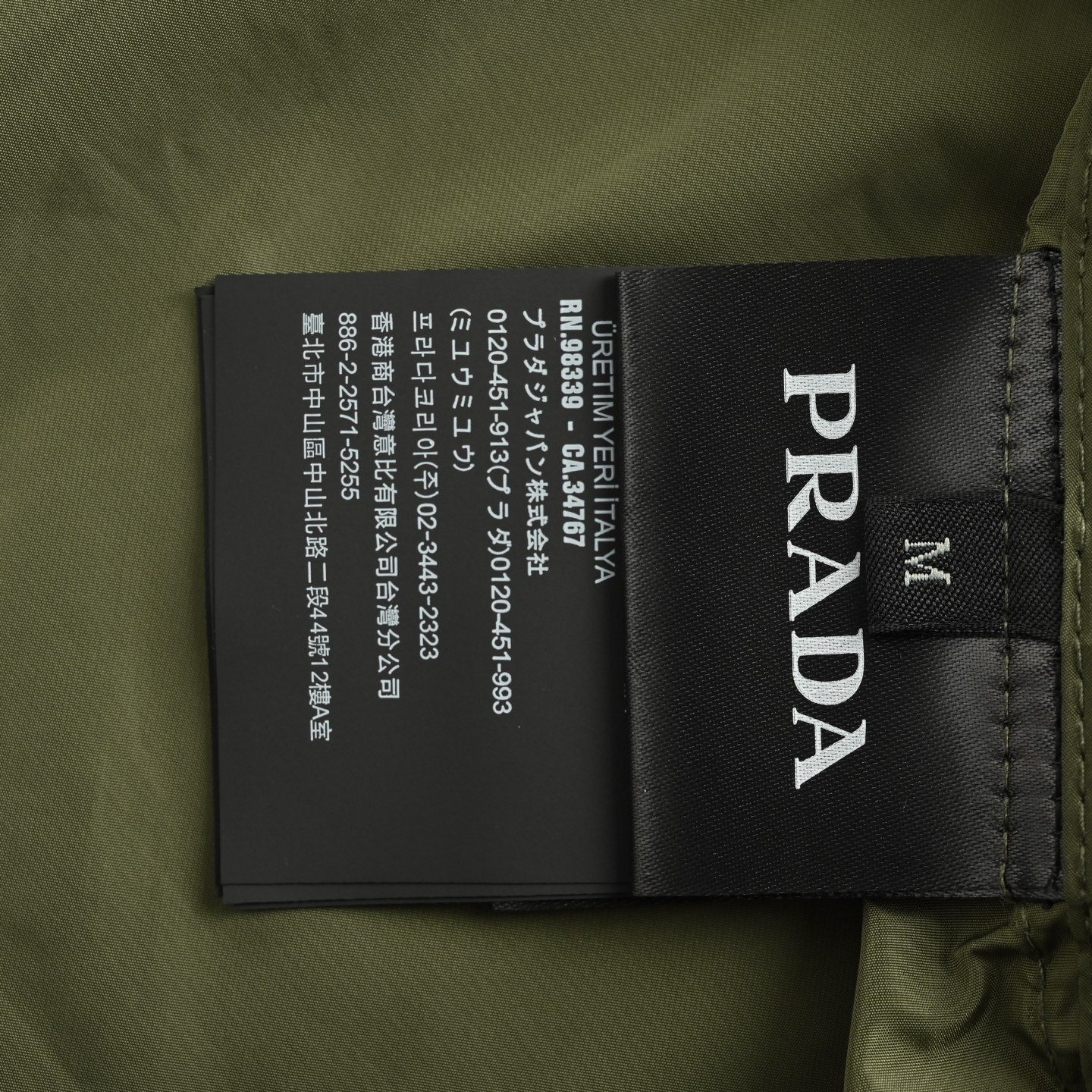Prada/普拉达 25Fw 拉链袖袋三角标夹克外套-Chinese UA Cheap High Quatity Brand Clothes Bags handbags Sneakers wholesale wholesaler seller from China Factory suppliers Fashion Clothing Shoes best Quality Beautiful Price Prada/普拉达 25Fw 拉链袖袋三角标夹克外套