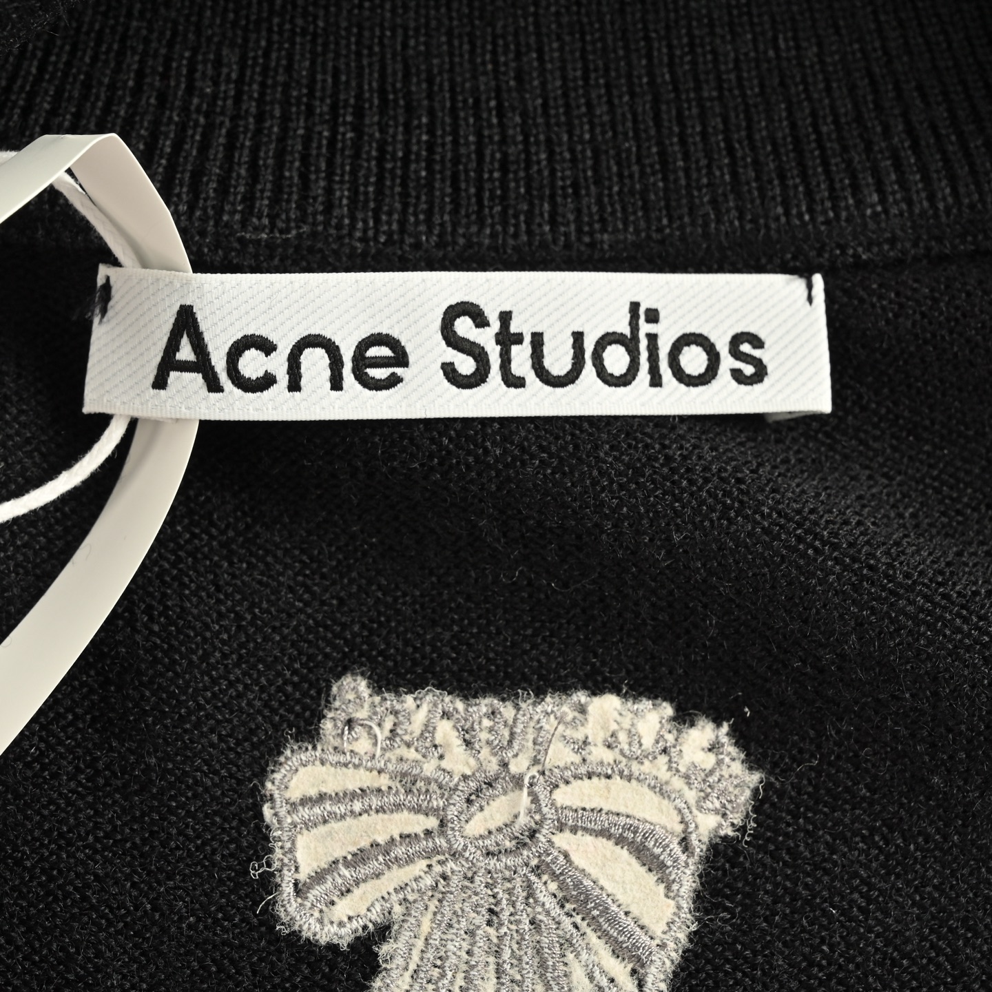 Acne Studios 25Fw 后背蝴蝶结羊毛外套 Acne Studios 25Fw 后背蝴蝶结羊毛外套