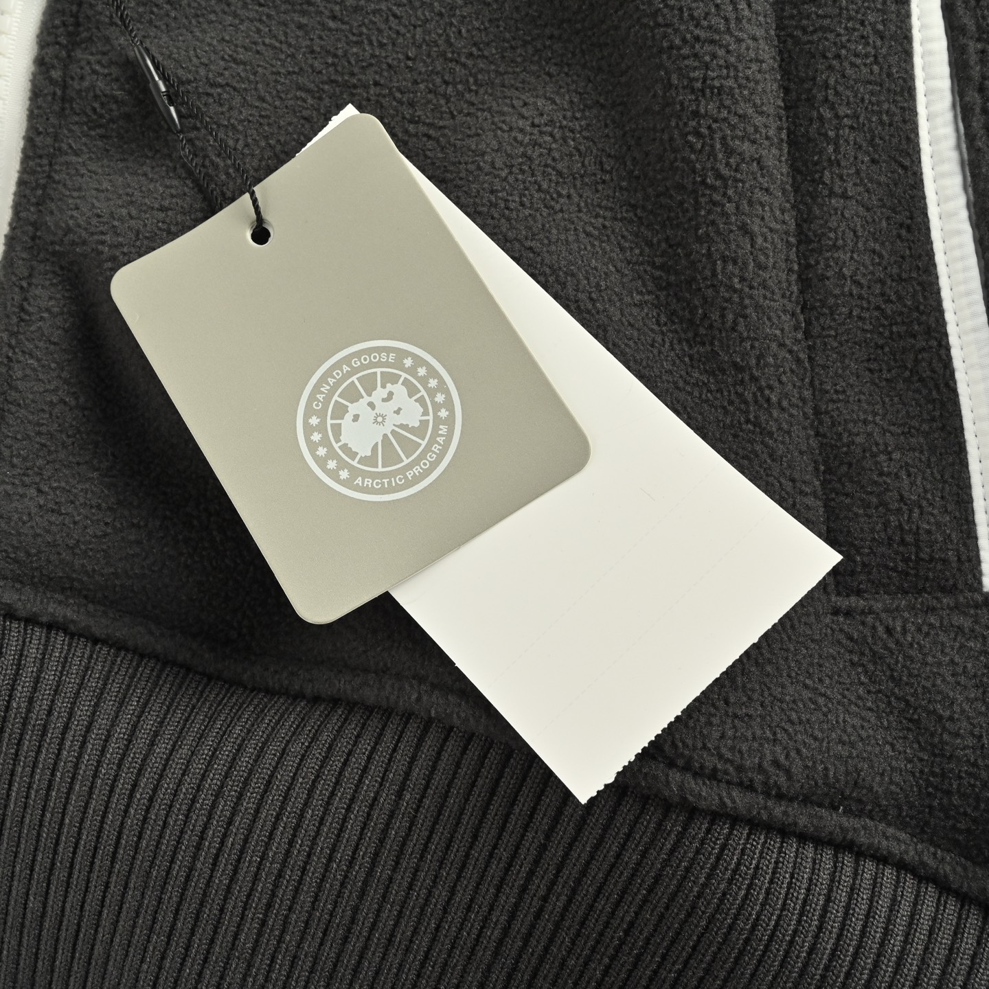 Canada Goose/大鹅 Chilliwack连帽抓绒飞行员夹克 Canada Goose/大鹅 Chilliwack连帽抓绒飞行员夹克