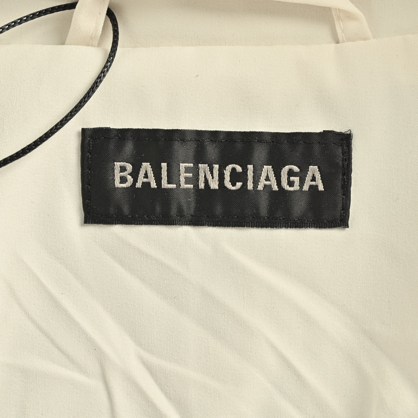 Balenciaga/巴黎世家 25Fw 撞色拼接套装夹克外套-Chinese UA Cheap High Quatity Brand Clothes Bags handbags Sneakers wholesale wholesaler seller from China Factory suppliers Fashion Clothing Shoes best Quality Beautiful Price Balenciaga/巴黎世家 25Fw 撞色拼接套装夹克外套