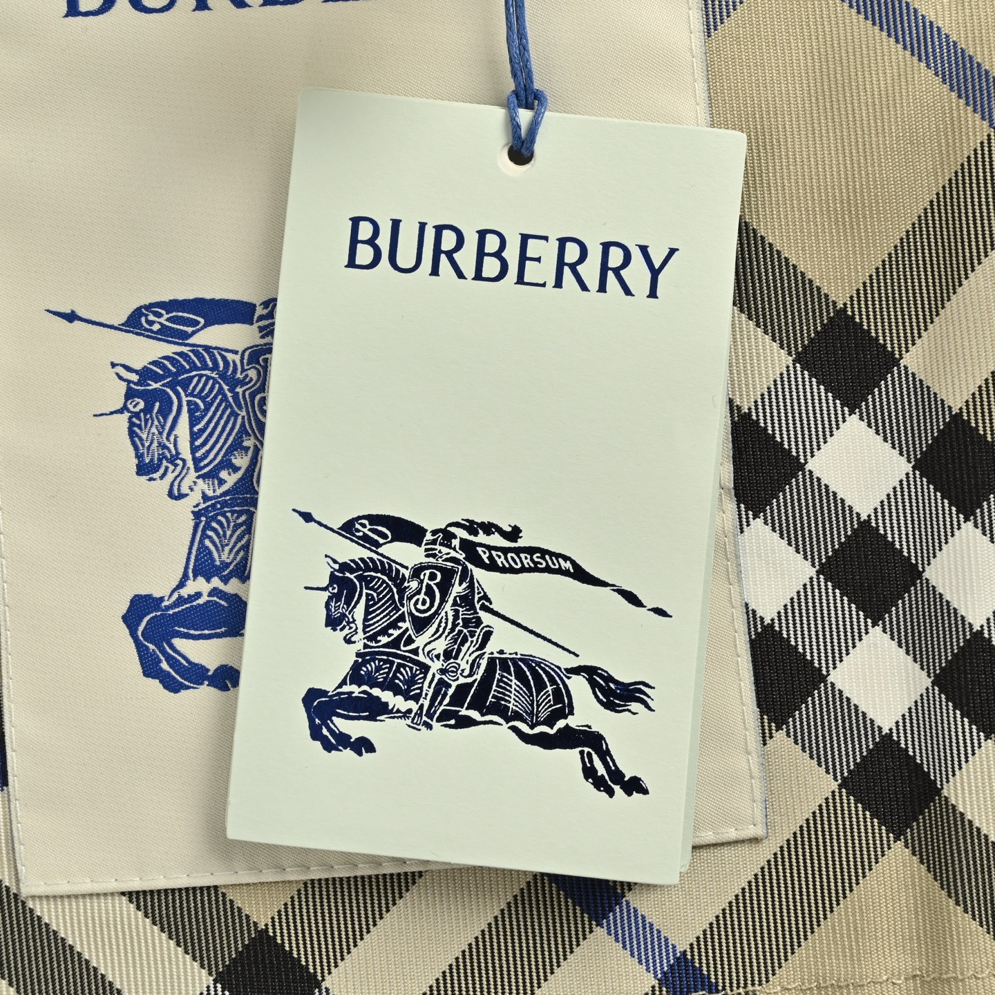 Burberry/巴宝莉 25Fw 战马刺绣格纹连帽冲锋衣外套 Burberry/巴宝莉 25Fw 战马刺绣格纹连帽冲锋衣外套