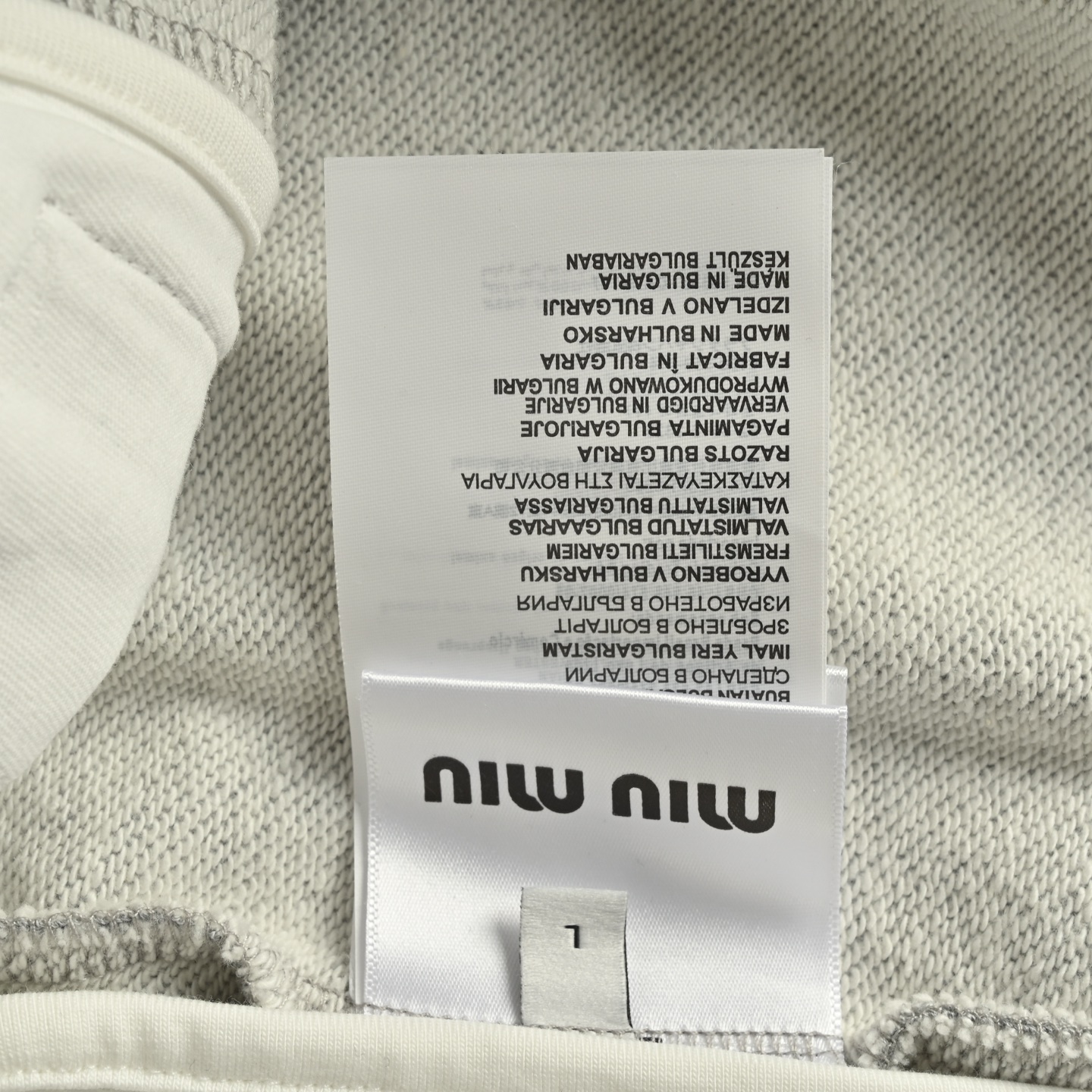 Miu Miu/缪缪 贴布刺绣字母束腿长裤-Chinese UA Cheap High Quatity Brand Clothes Bags handbags Sneakers wholesale wholesaler seller from China Factory suppliers Fashion Clothing Shoes best Quality Beautiful Price Miu Miu/缪缪 贴布刺绣字母束腿长裤