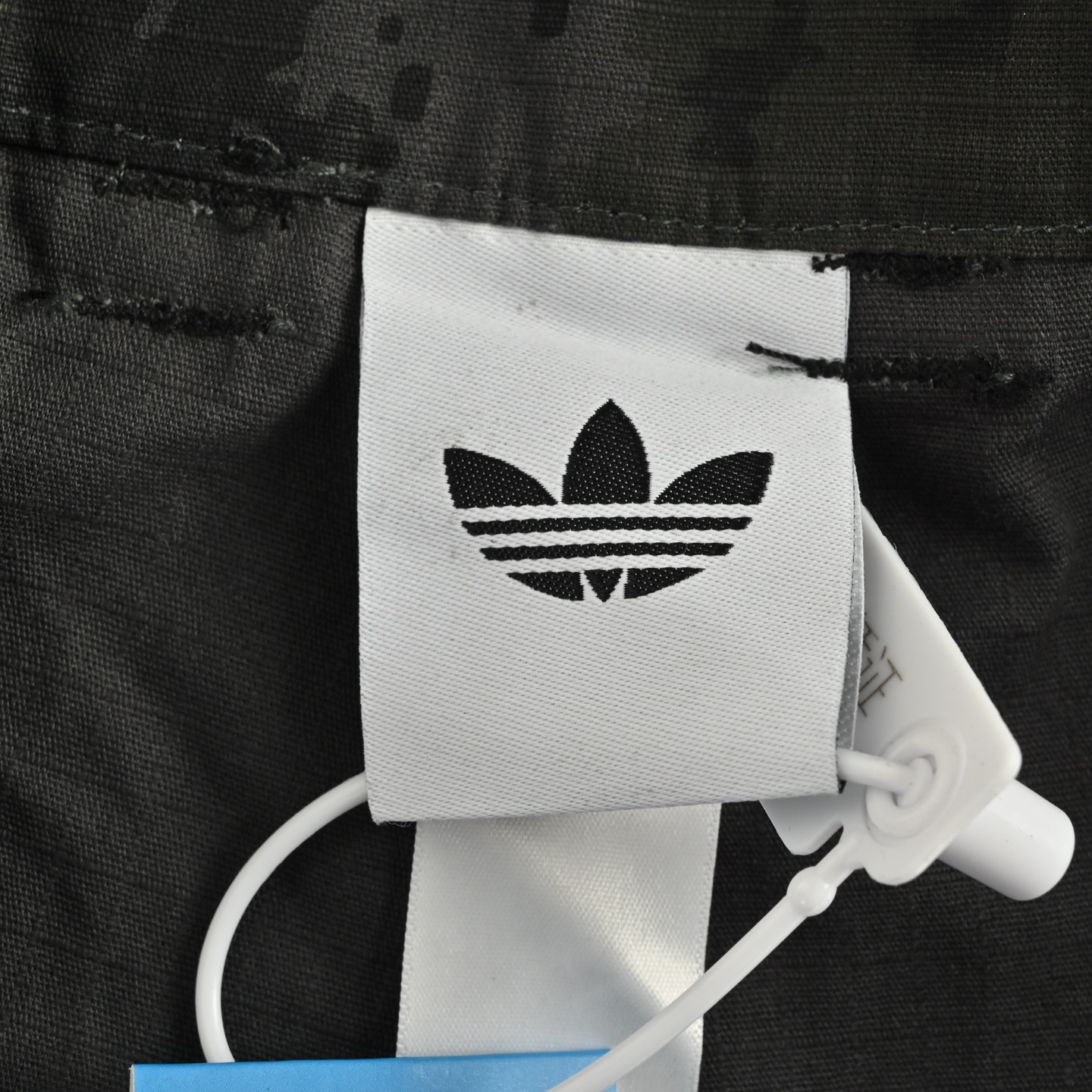 Adidas/阿迪达斯 25Fw 迷彩可拆卸工装裤-Chinese UA Cheap High Quatity Brand Clothes Bags handbags Sneakers wholesale wholesaler seller from China Factory suppliers Fashion Clothing Shoes best Quality Beautiful Price Adidas/阿迪达斯 25Fw 迷彩可拆卸工装裤