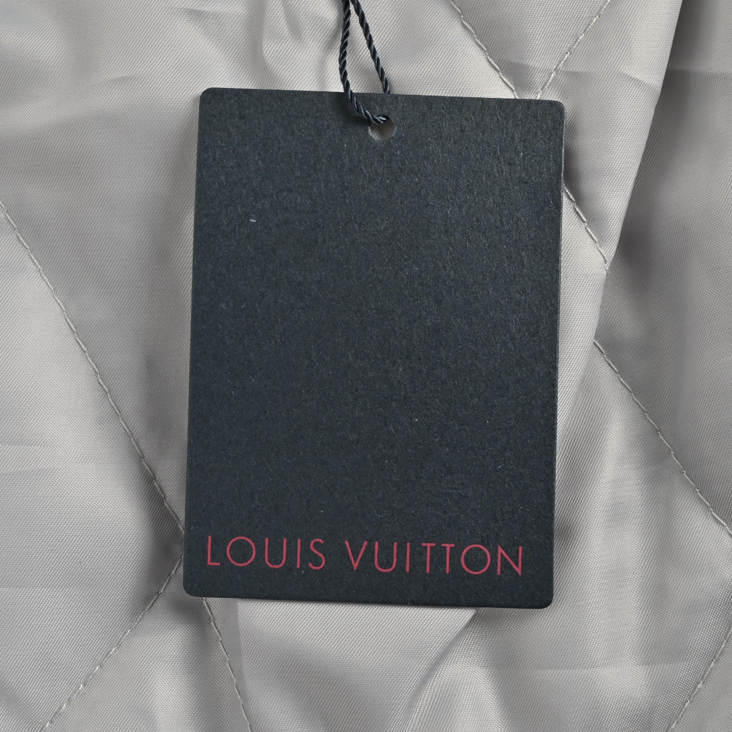 Louis Vuitton/路易威登 25Fw 太阳花拼皮飞行棒球服外套-莆田鞋,莆田鞋货源,高仿鞋,高仿鞋货源,安福档口,莆田高仿鞋,莆田鞋批发,高仿鞋批发,莆田高仿运动鞋,高仿运动鞋,莆田运动鞋 Louis Vuitton/路易威登 25Fw 太阳花拼皮飞行棒球服外套