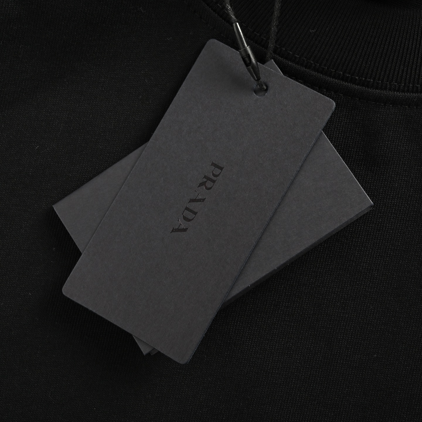 Prada/普拉达 25Fw 胸口三角标长袖T恤 Prada/普拉达 25Fw 胸口三角标长袖T恤