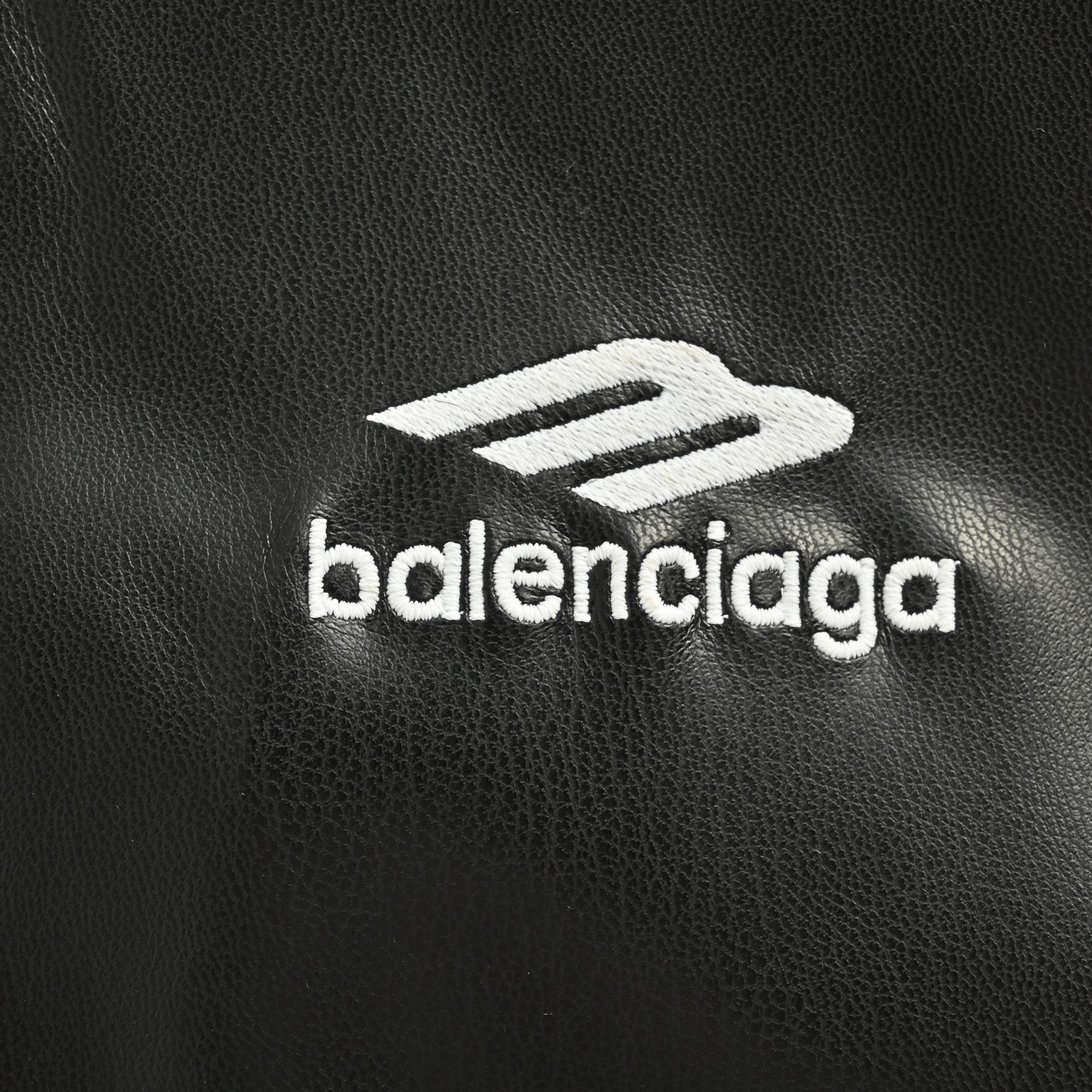 Balenciaga/巴黎世家 25Fw 刺绣立领皮衣夹克