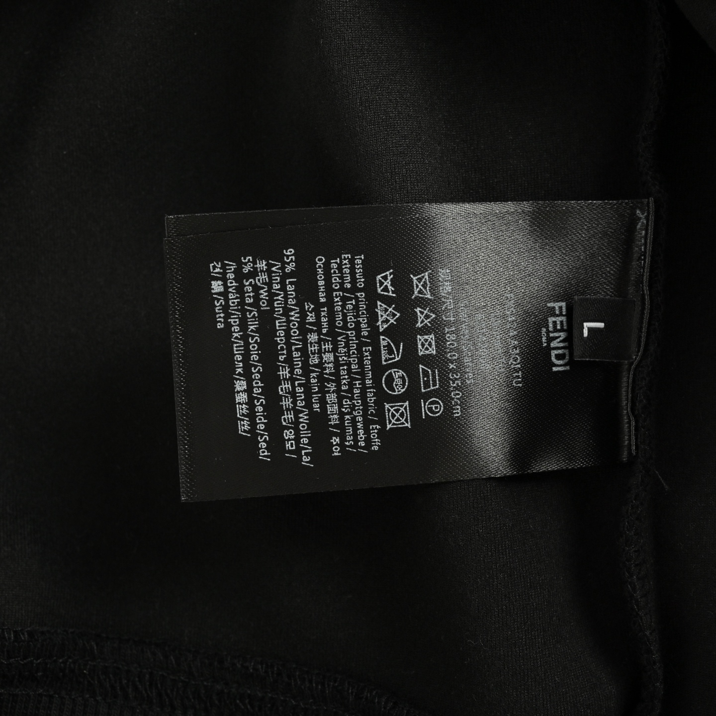 Fendi/芬迪 25Fw 胶皮眼睛圆领卫衣 Fendi/芬迪 25Fw 胶皮眼睛圆领卫衣