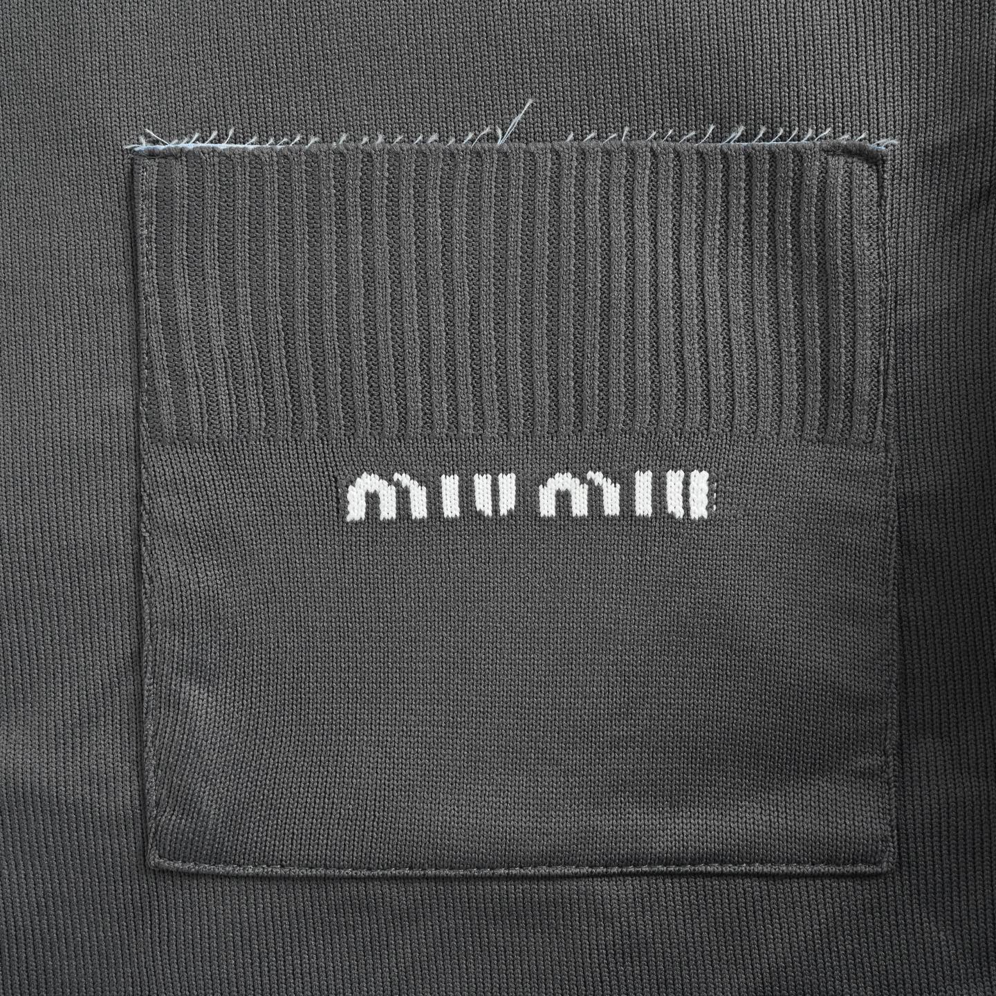 MiuMiu/缪缪 25Fw 假两层翻领针织开衫
