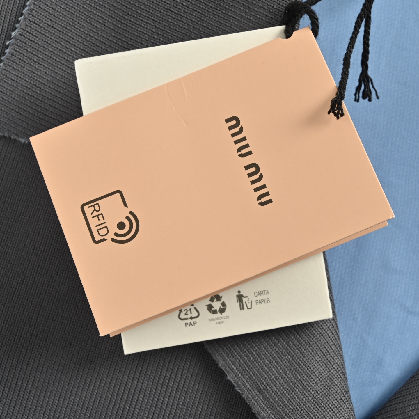 MiuMiu/缪缪 25Fw 假两层翻领针织开衫