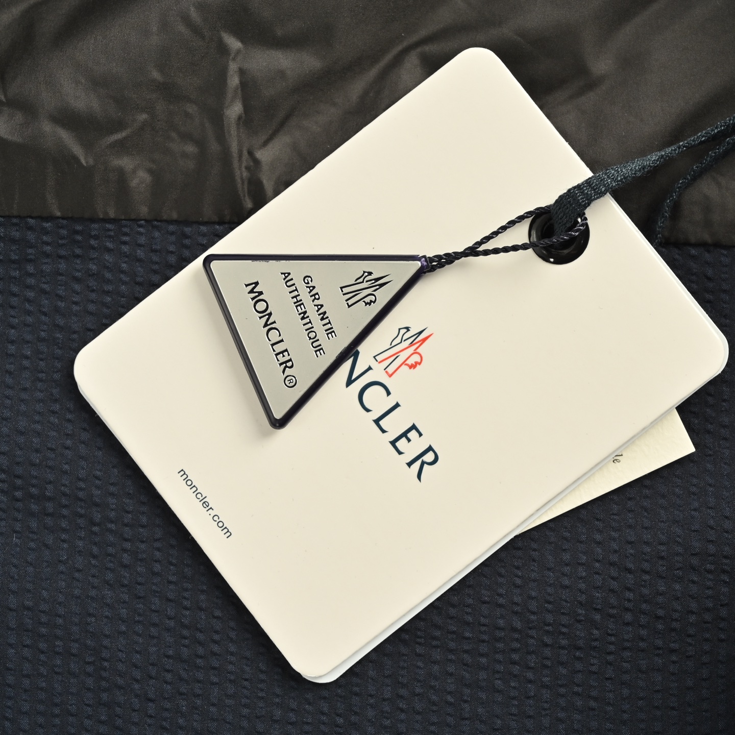 Moncler/蒙口 25Fw 袖标泡泡皱夹克外套