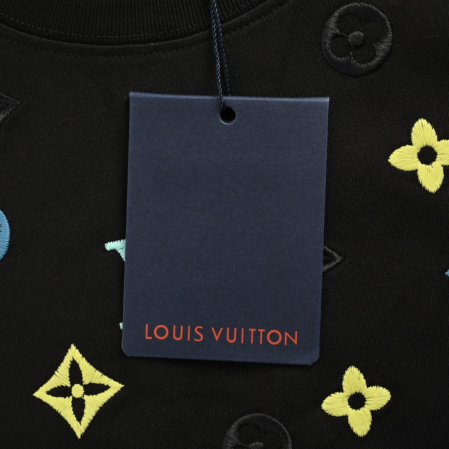 Louis Vuitton/路易威登 25Fw 彩色老花logo刺绣长袖T恤 Louis Vuitton/路易威登 25Fw 彩色老花logo刺绣长袖T恤