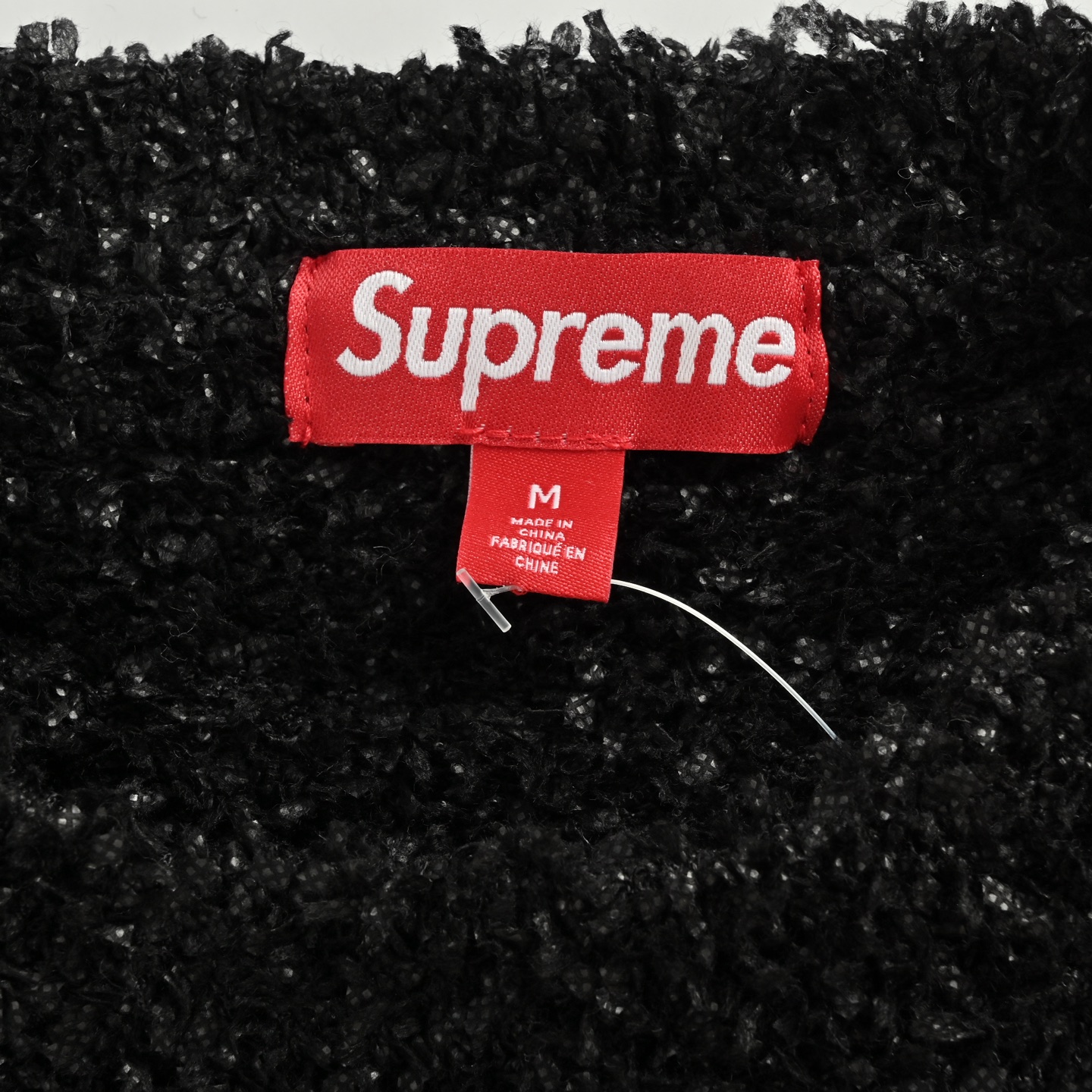 Supreme 25Fw 弧形字母毛绒圆领毛衣 Supreme 25Fw 弧形字母毛绒圆领毛衣