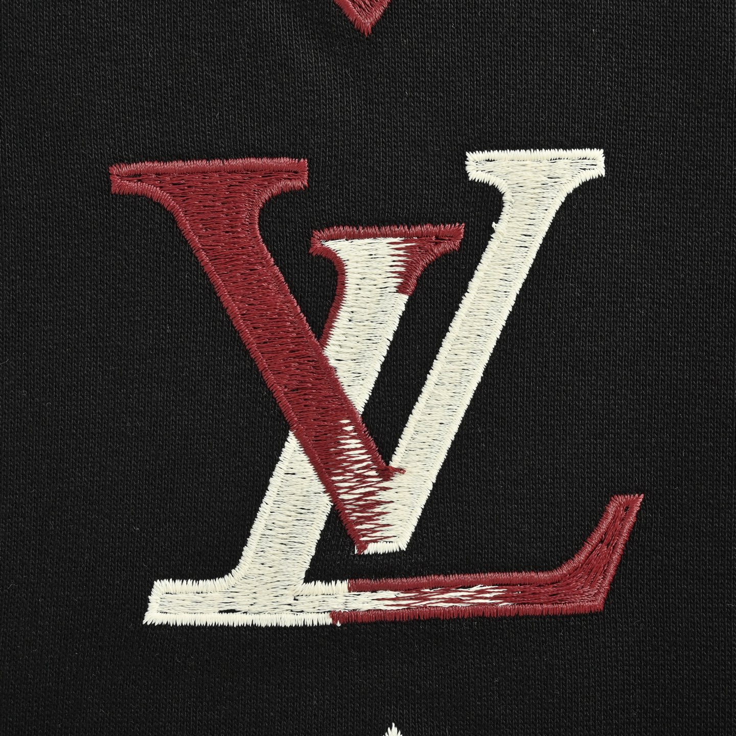 Louis Vuitton/路易威登 25Fw 撞色四花刺绣圆领卫衣 黑色 米杏色 Louis Vuitton/路易威登 25Fw 撞色四花刺绣圆领卫衣 黑色 米杏色