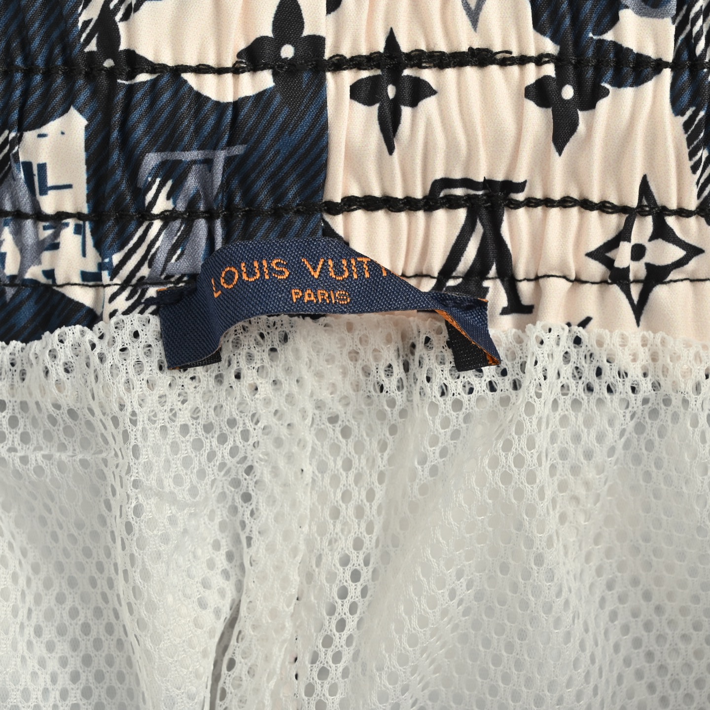 Louis Vuitton/路易威登 25Fw 满印老花水墨晕染梭织长裤
