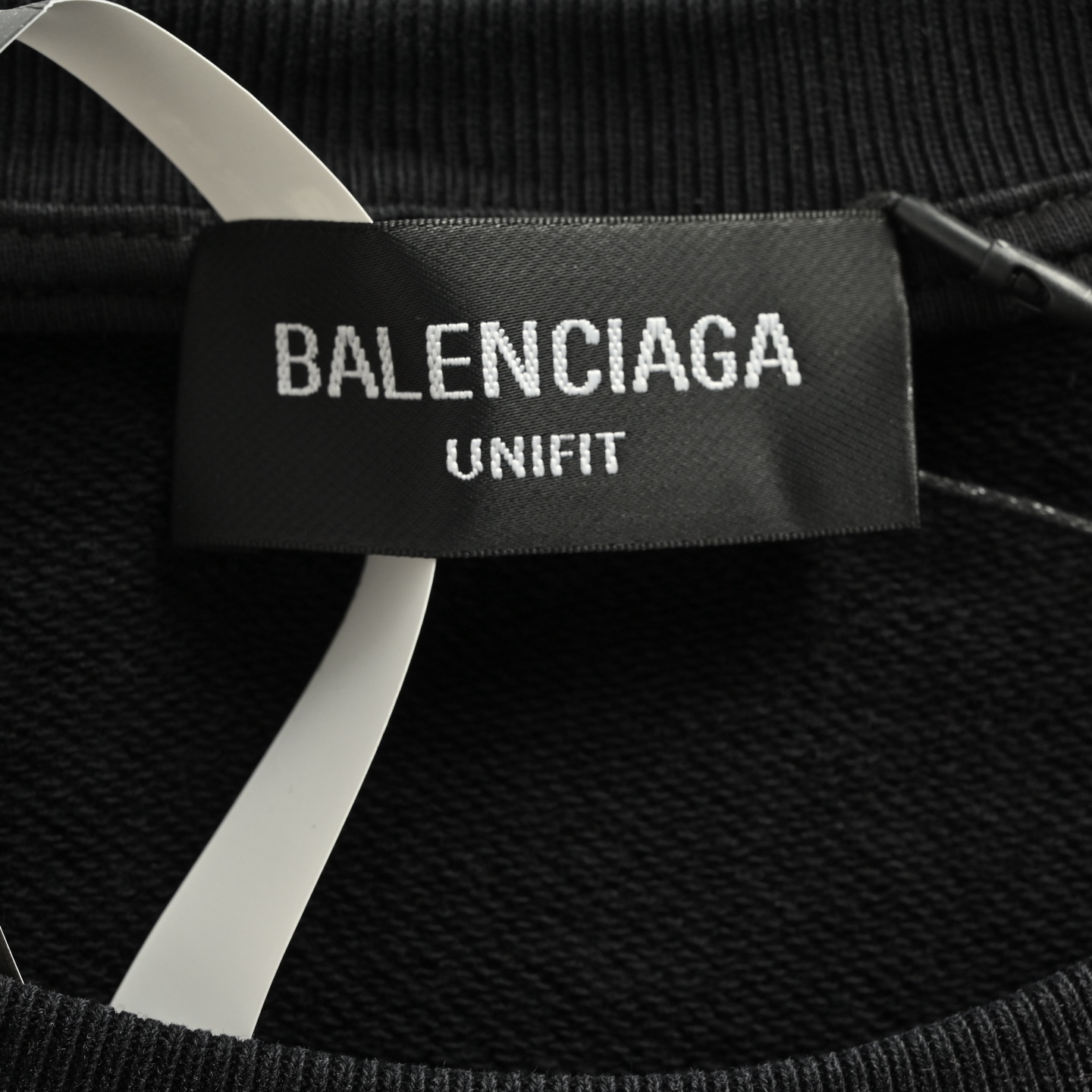 Balenciaga/巴黎世家 双B水洗草写字母印花圆领卫衣 Balenciaga/巴黎世家 双B水洗草写字母印花圆领卫衣