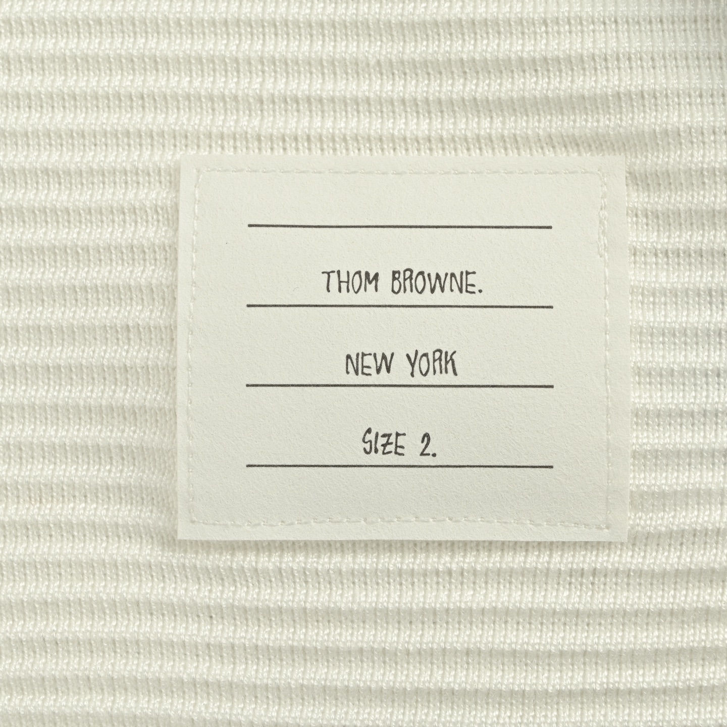 Thom Browne/汤姆布朗 25Fw 水波纹圆领卫衣 Thom Browne/汤姆布朗 25Fw 水波纹圆领卫衣