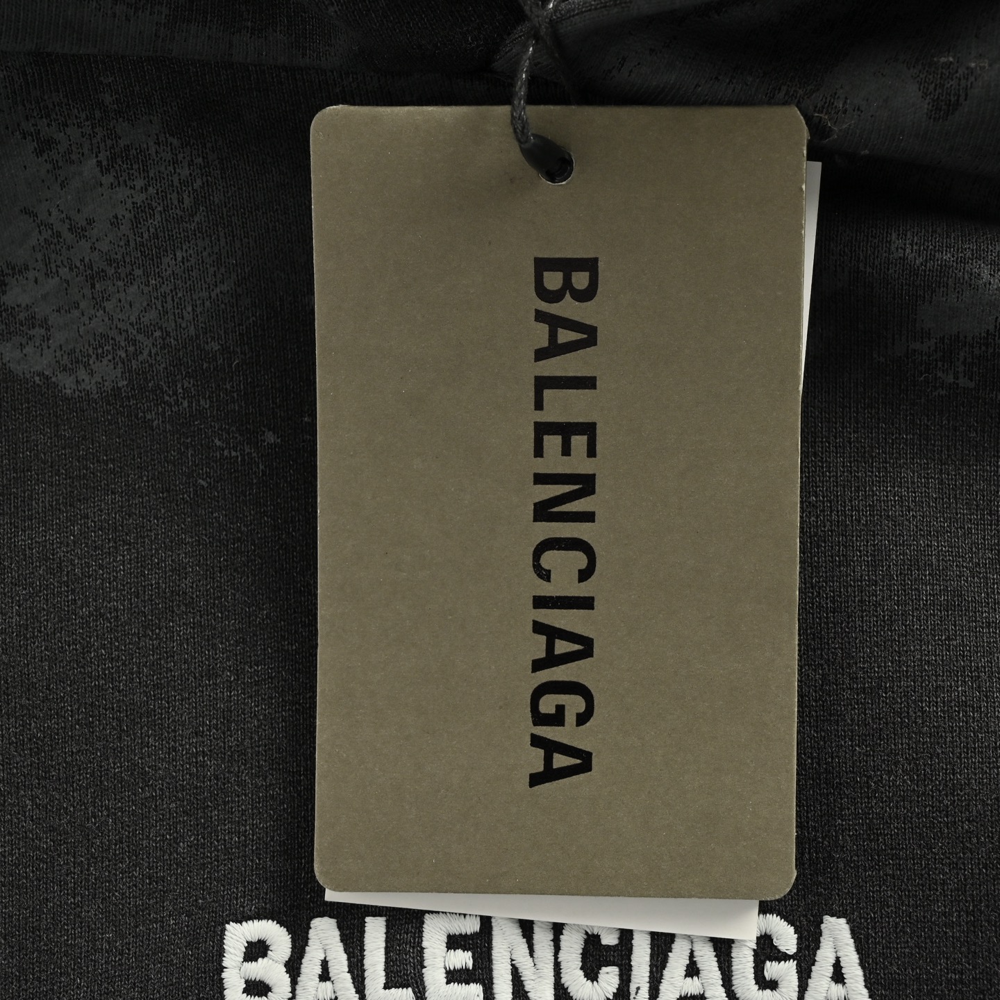 Balenciaga/巴黎世家 25Fw 油漆喷墨刺绣连帽卫衣 黑灰