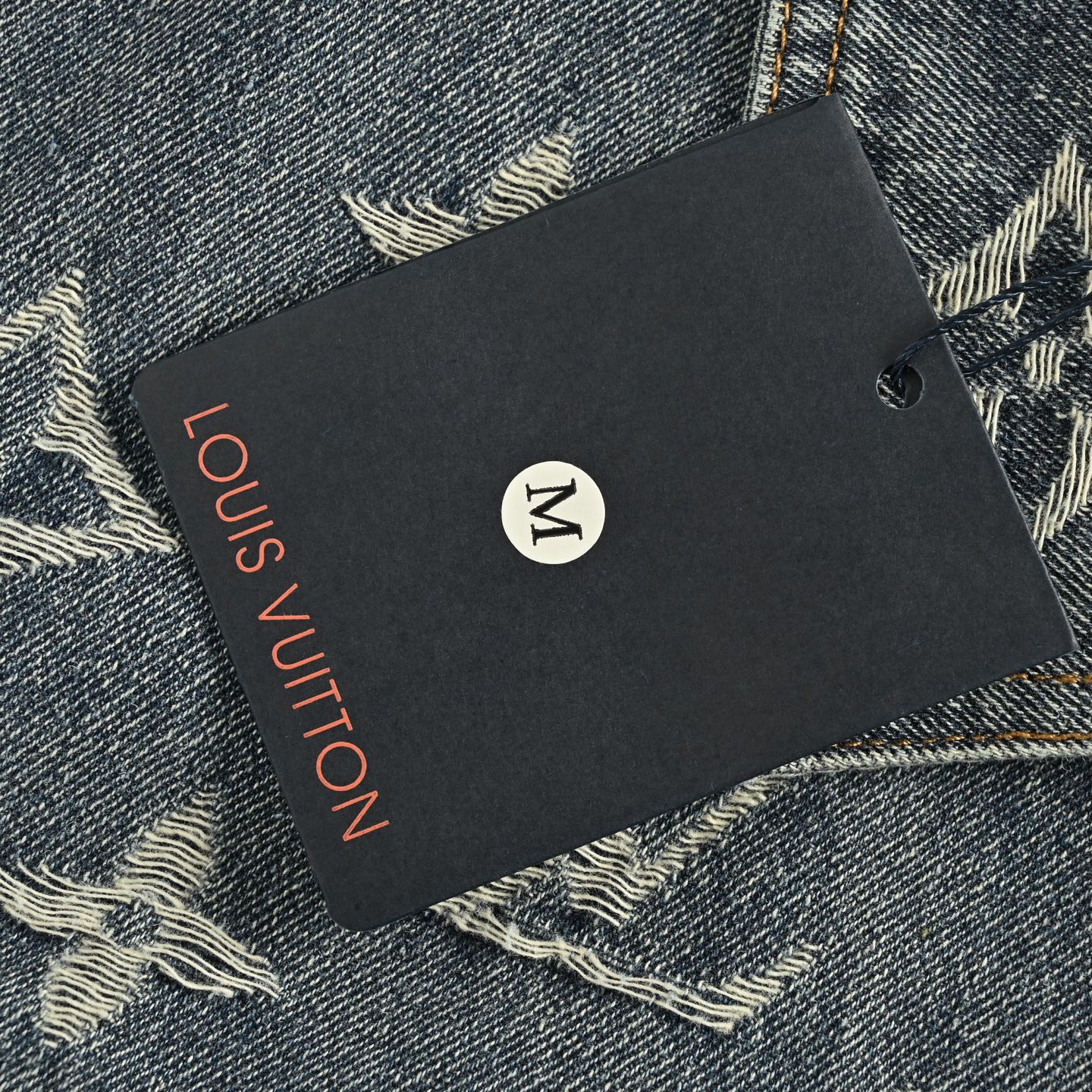 LouisVuitton/路易威登 重工水洗经典满印刺绣提花牛仔外套 LouisVuitton/路易威登 重工水洗经典满印刺绣提花牛仔外套