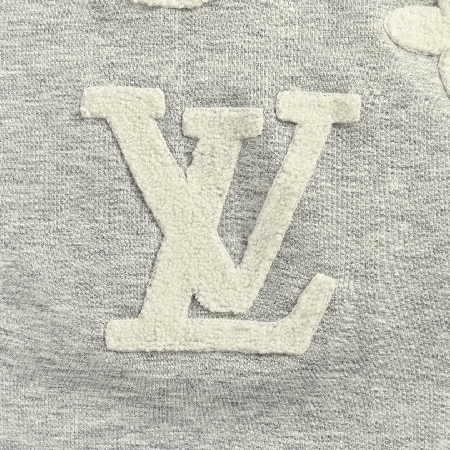 LouisVuitton/路易威登 全幅字母烧花毛巾绣拉链连帽外套