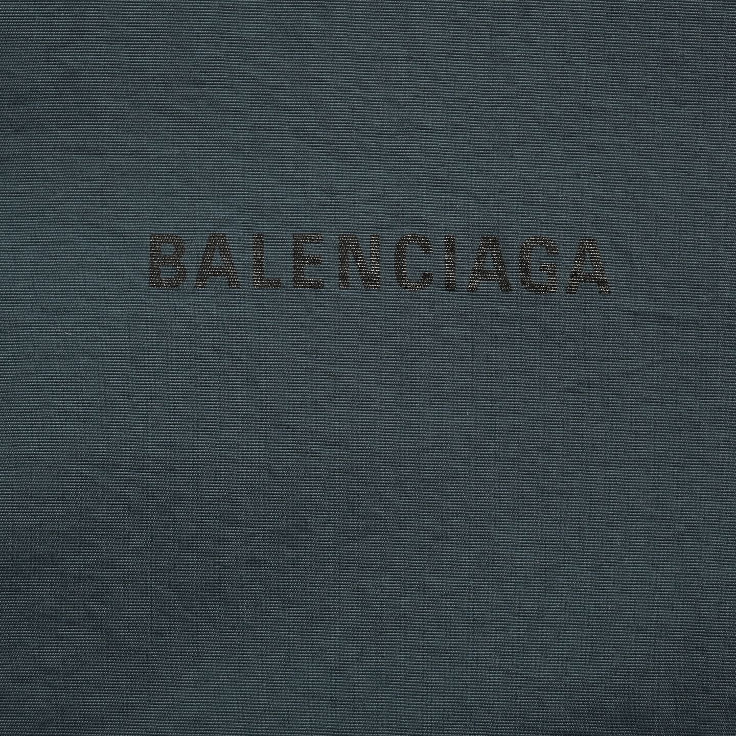 Balenciaga/巴黎世家 25Fw 前小后大字母立领外套 Balenciaga/巴黎世家 25Fw 前小后大字母立领外套