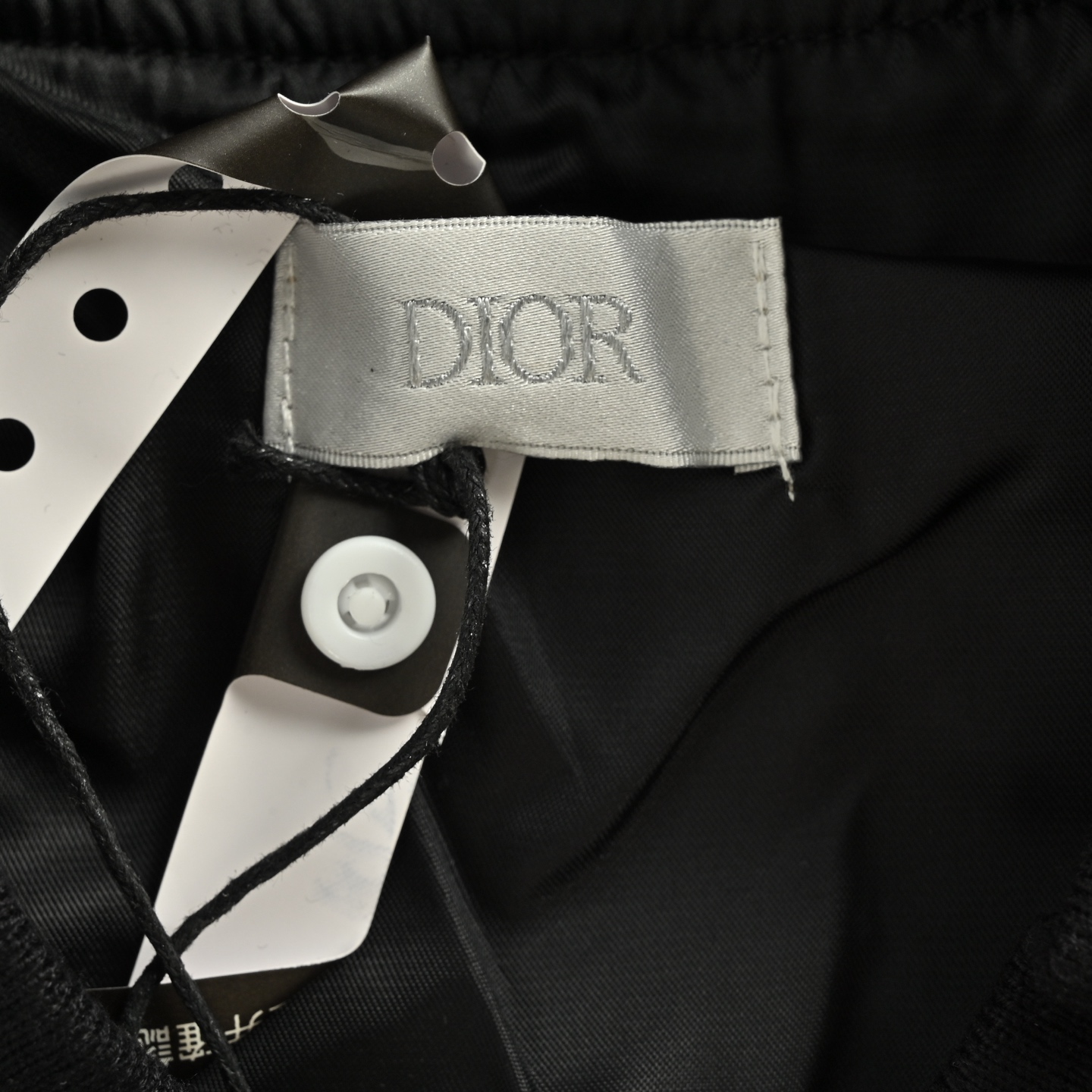 Dior/迪奥 石头岛联名刺绣徽标棒球服外套 定制定染纯棉混纺材质 Dior/迪奥 石头岛联名刺绣徽标棒球服外套 定制定染纯棉混纺材质
