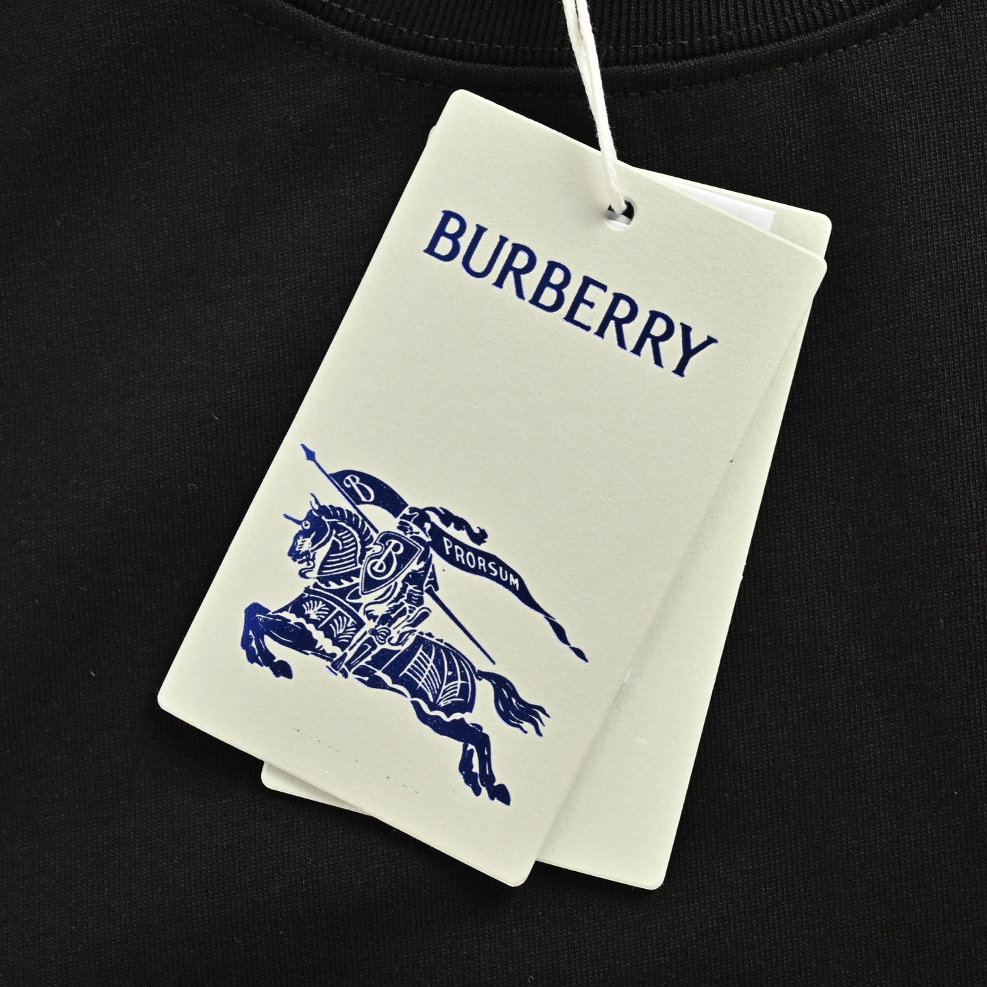Burberry/巴宝莉 25ss 下摆战马格纹标签长袖 Burberry/巴宝莉 25ss 下摆战马格纹标签长袖