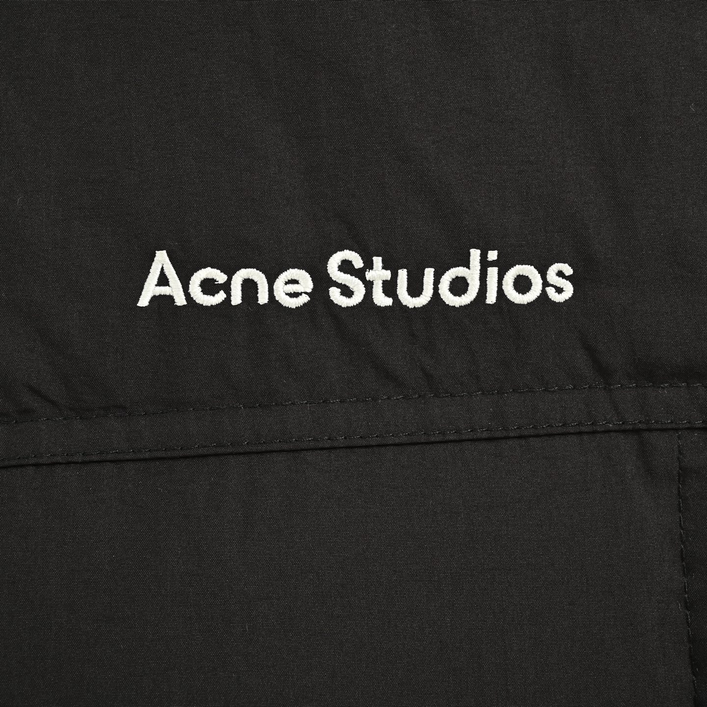 Acne Studios 25Fw 小标排骨薄款羽绒服-High Quatity Cheap Brand wholesale wholesaler seller Clothes Bags handbags Sneakers Top Fashion Clothing Shoes from China Factory Chinese suppliers best Quality Beautiful Price Acne Studios 25Fw 小标排骨薄款羽绒服