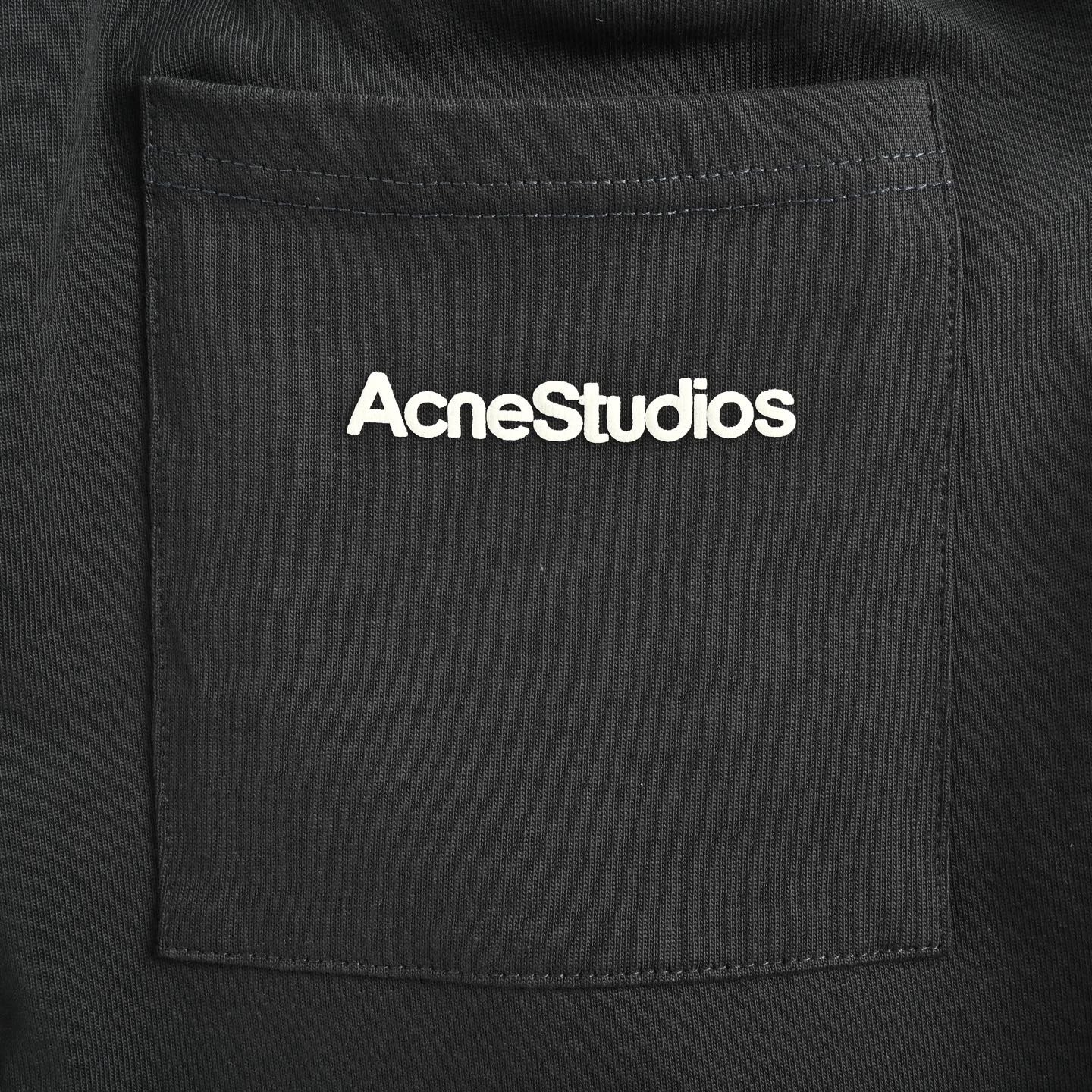 Acne Studios 25Fw 口袋徽标印花长裤 Acne Studios 25Fw 口袋徽标印花长裤