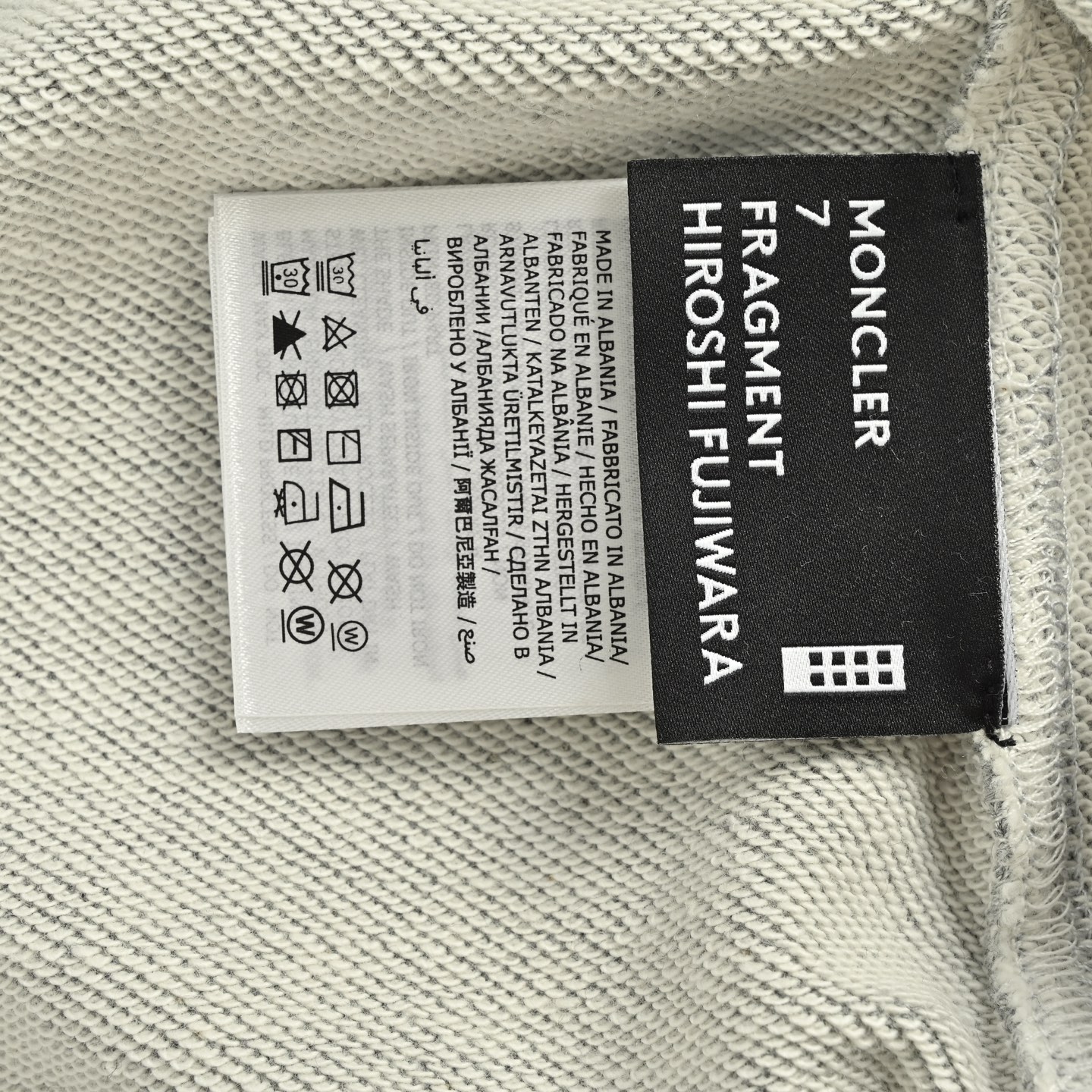 Moncler/蒙口 25Fw 藤原浩圆环印花圆领卫衣