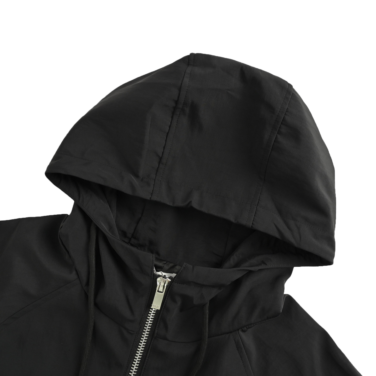 Dior/迪奥 字母刺绣连帽风衣外套 Dior/迪奥 字母刺绣连帽风衣外套