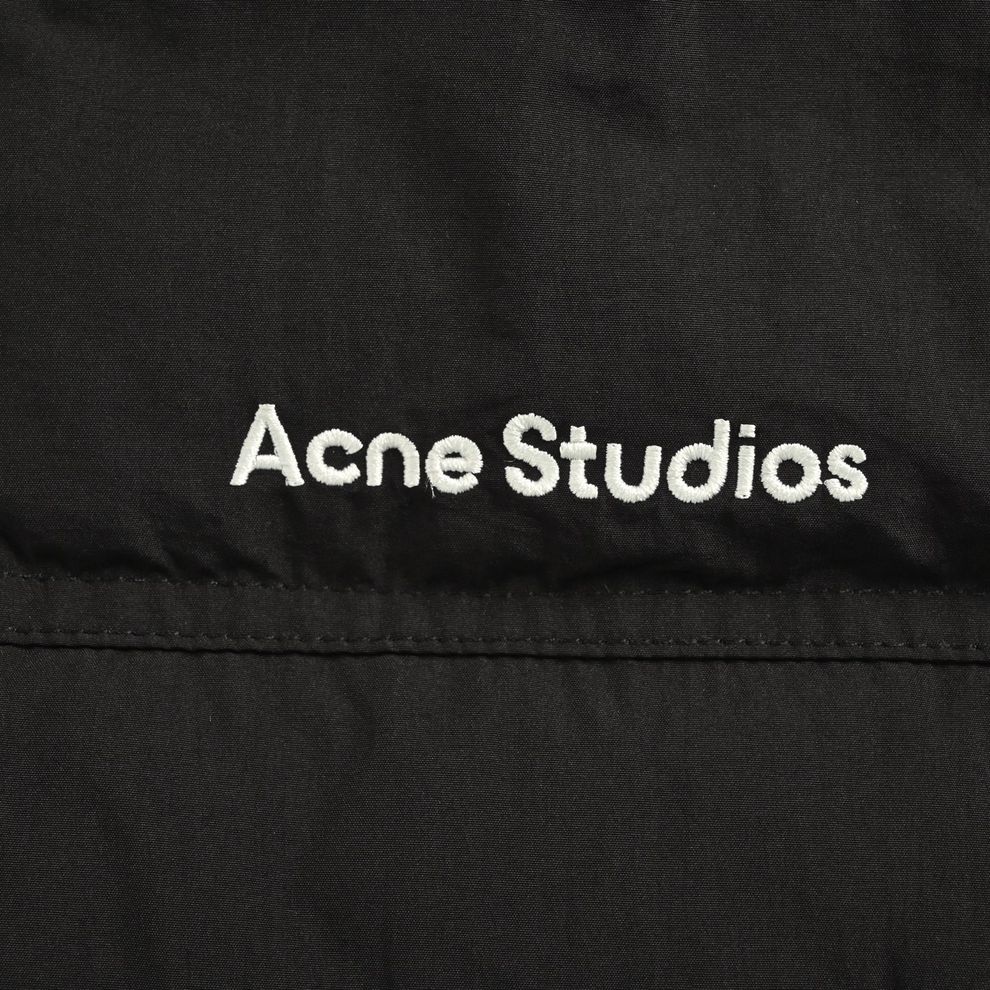 Acne Studios 25Fw 小标排骨薄款羽绒马甲-High Quatity Cheap Brand wholesale wholesaler seller Clothes Bags handbags Sneakers Top Fashion Clothing Shoes from China Factory Chinese suppliers best Quality Beautiful Price Acne Studios 25Fw 小标排骨薄款羽绒马甲