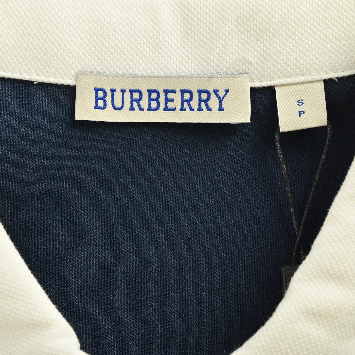 Burberry/巴宝莉 25Fw 拼接战马翻领Polo长袖