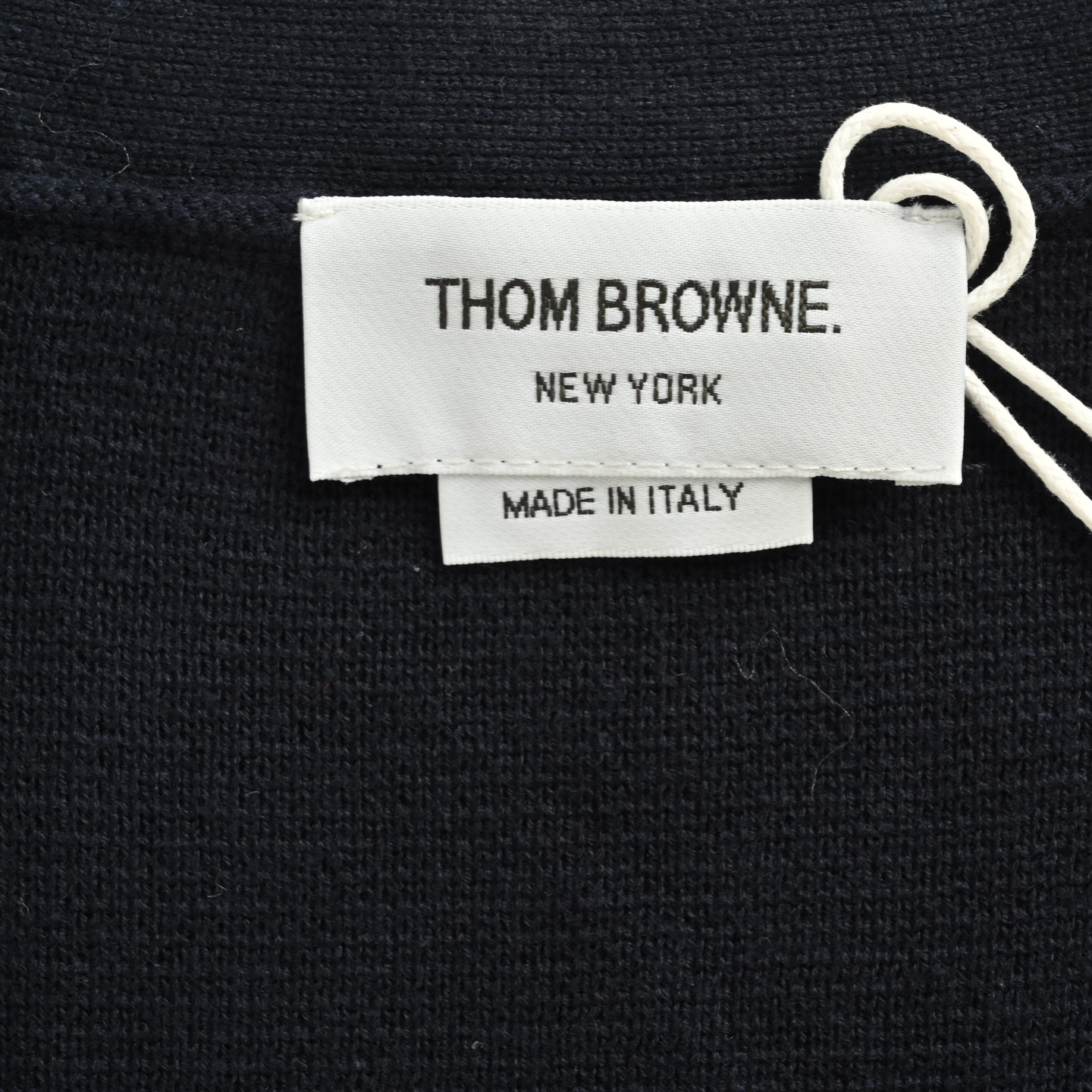 Thom Browne/汤姆布朗 三色织带开衫毛衣-High Quatity Cheap Brand wholesale wholesaler seller Clothes Bags handbags Sneakers Top Fashion Clothing Shoes from China Factory Chinese suppliers best Quality Beautiful Price Thom Browne/汤姆布朗 三色织带开衫毛衣