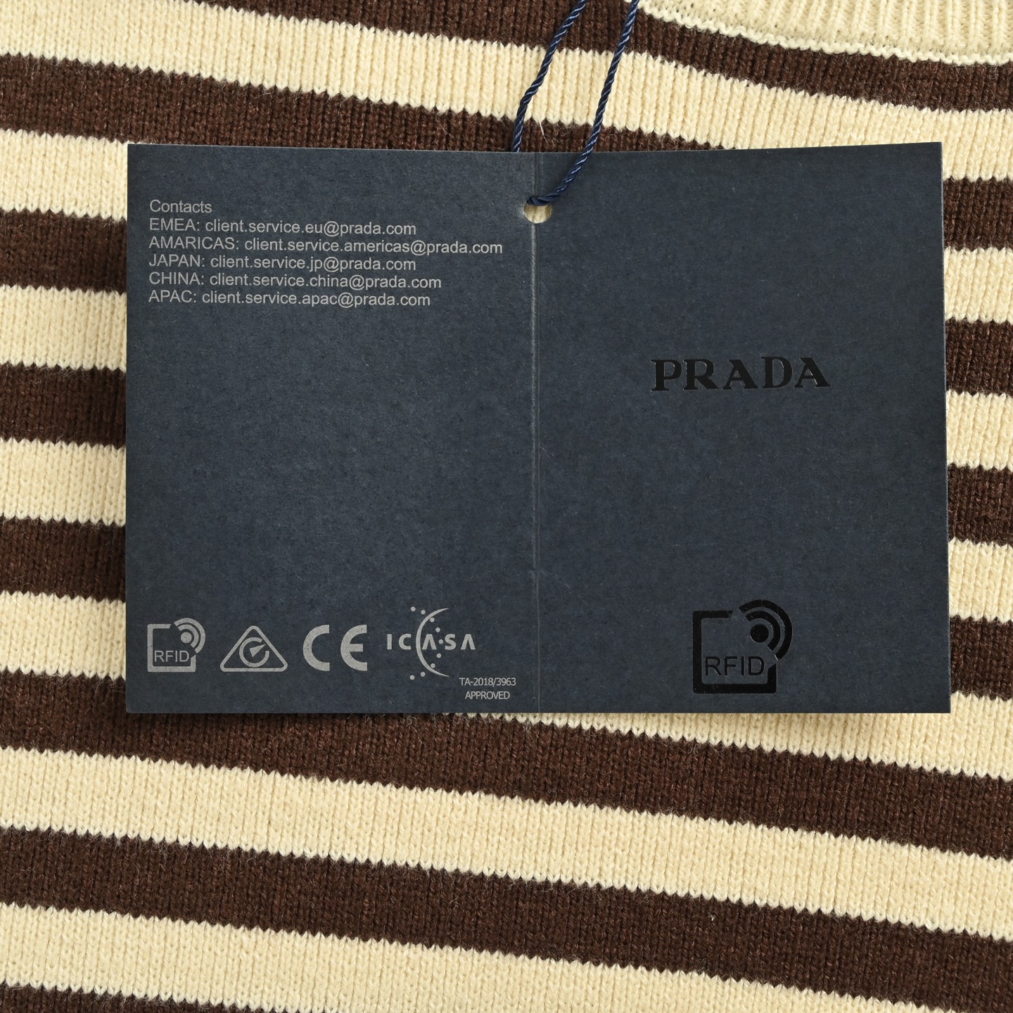 Prada/普拉达 25Fw 条纹刺绣圆领毛衣-High Quatity Cheap Brand wholesale wholesaler seller Clothes Bags handbags Sneakers Top Fashion Clothing Shoes from China Factory Chinese suppliers best Quality Beautiful Price Prada/普拉达 25Fw 条纹刺绣圆领毛衣