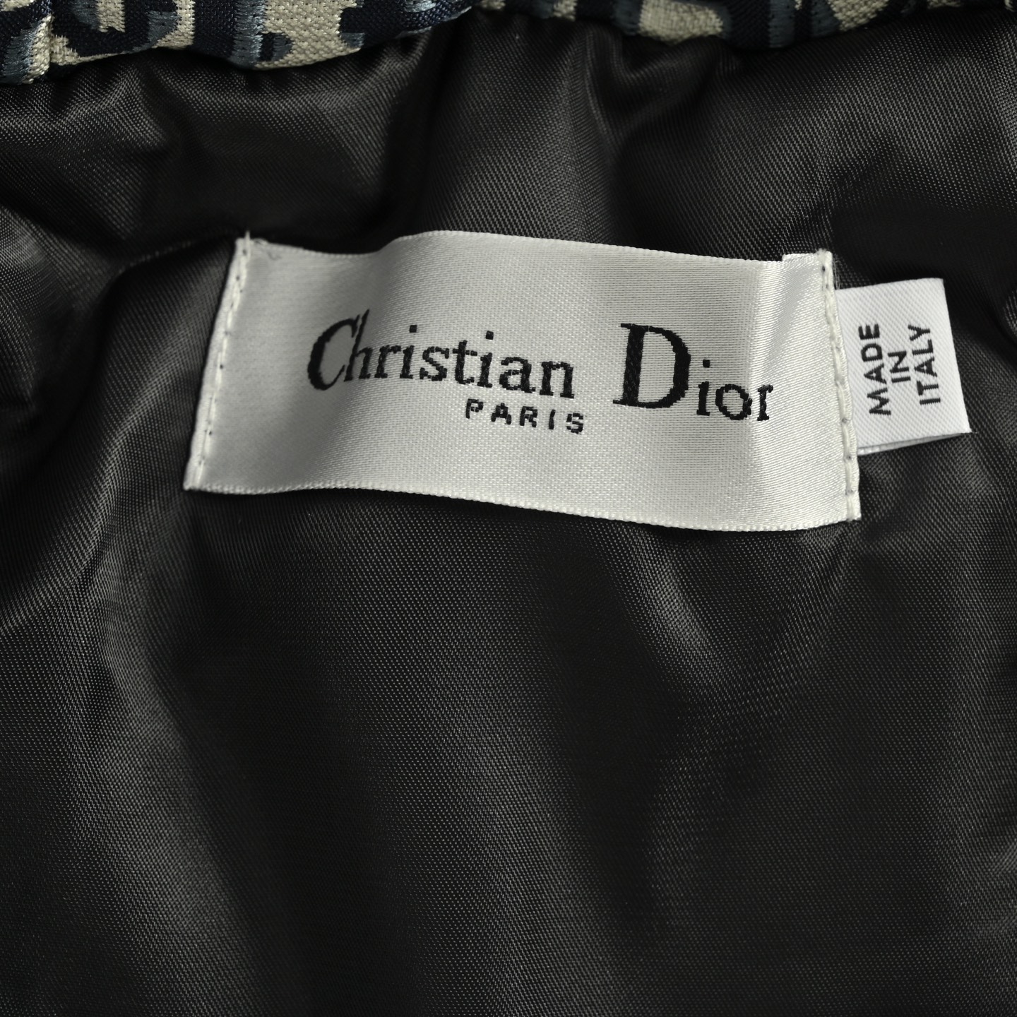 Dior/迪奥 老花小蜜蜂拉链棉服-High Quatity Cheap Brand wholesale wholesaler seller Clothes Bags handbags Sneakers Top Fashion Clothing Shoes from China Factory Chinese suppliers best Quality Beautiful Price Dior/迪奥 老花小蜜蜂拉链棉服