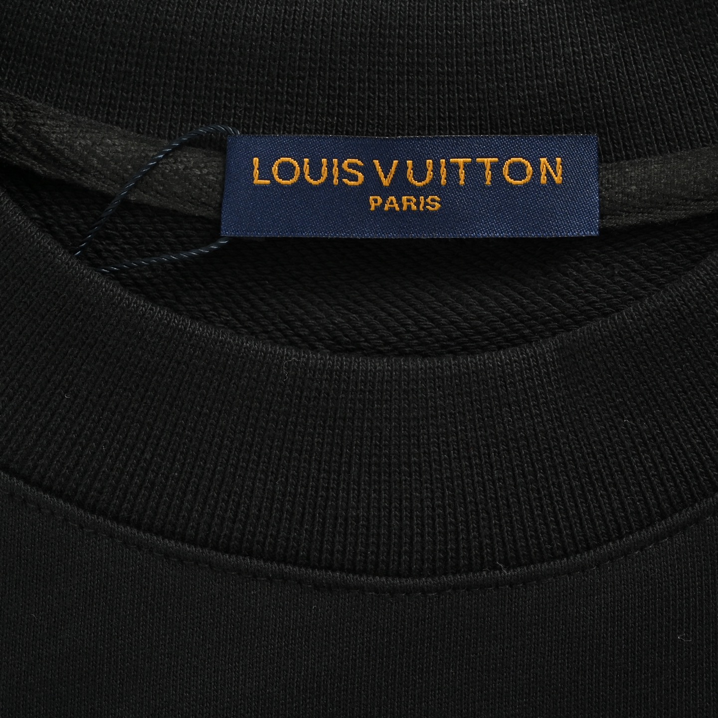 Louis Vuitton/路易威登 25Fw 立体黄标压胶圆领卫衣-High Quatity Cheap Brand wholesale wholesaler seller Clothes Bags handbags Sneakers Top Fashion Clothing Shoes from China Factory Chinese suppliers best Quality Beautiful Price Louis Vuitton/路易威登 25Fw 立体黄标压胶圆领卫衣