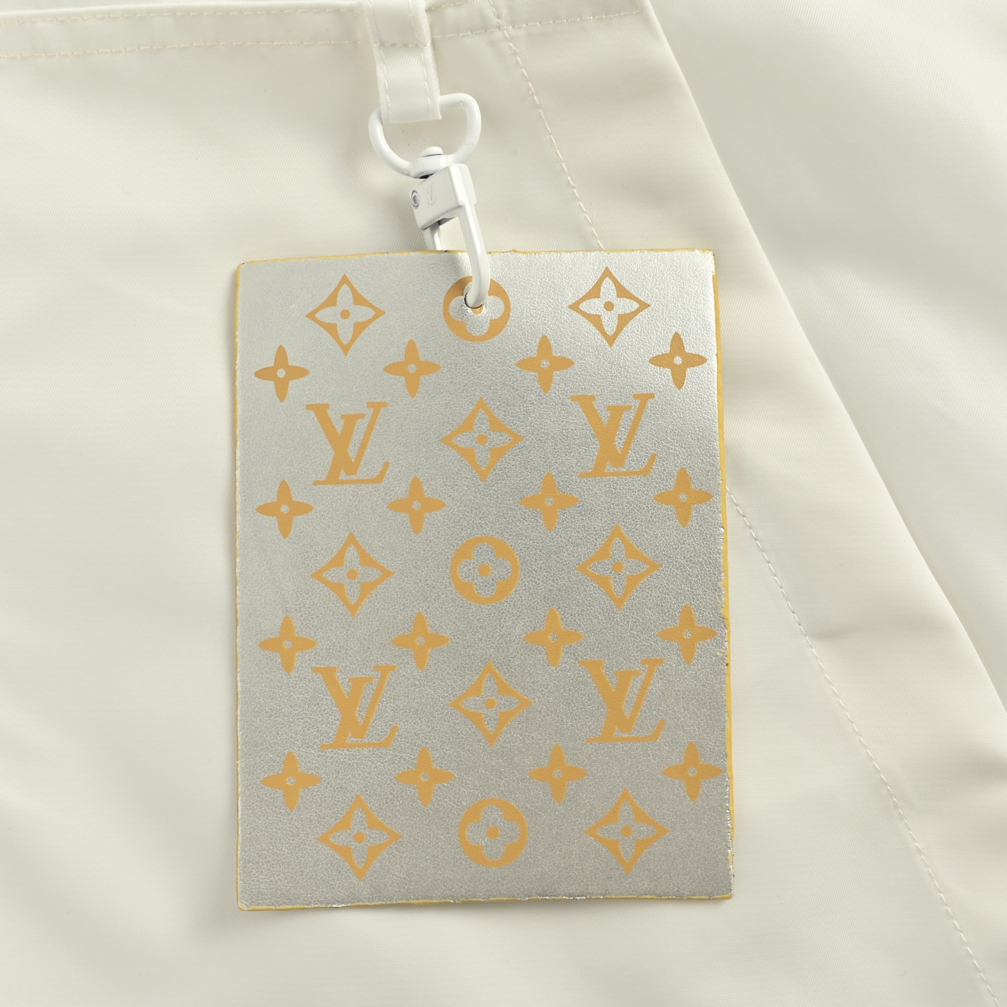 Louis Vuitton/路易威登 暗纹提花双面穿夹克冲锋衣外套 双面穿夹克-High Quatity Cheap Brand wholesale wholesaler seller Clothes Bags handbags Sneakers Top Fashion Clothing Shoes from China Factory Chinese suppliers best Quality Beautiful Price Louis Vuitton/路易威登 暗纹提花双面穿夹克冲锋衣外套 双面穿夹克