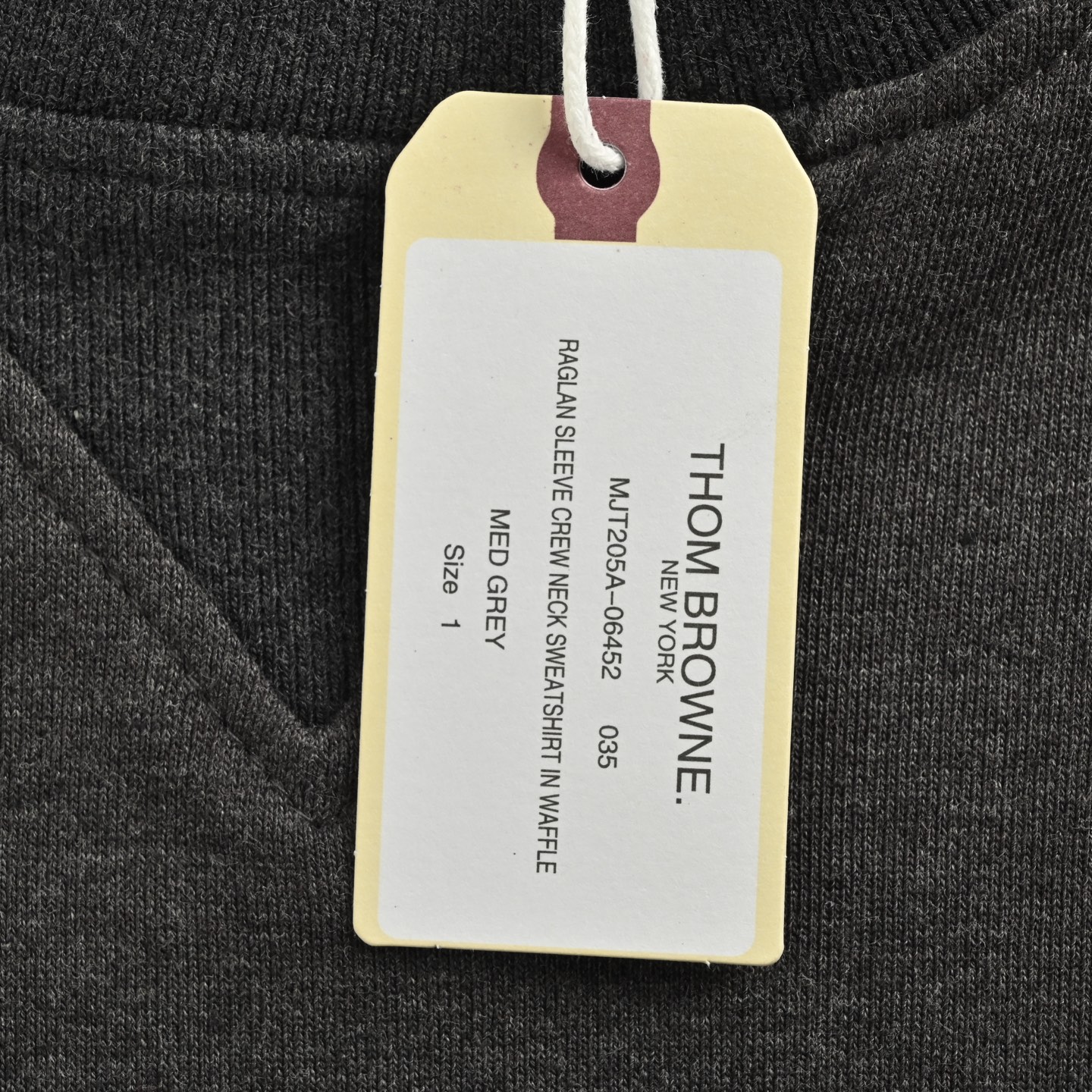 Thom Browne/汤姆布朗 经典色织圆领卫衣 领口三角单独横机摇-High Quatity Cheap Brand wholesale wholesaler seller Clothes Bags handbags Sneakers Top Fashion Clothing Shoes from China Factory Chinese suppliers best Quality Beautiful Price Thom Browne/汤姆布朗 经典色织圆领卫衣 领口三角单独横机摇