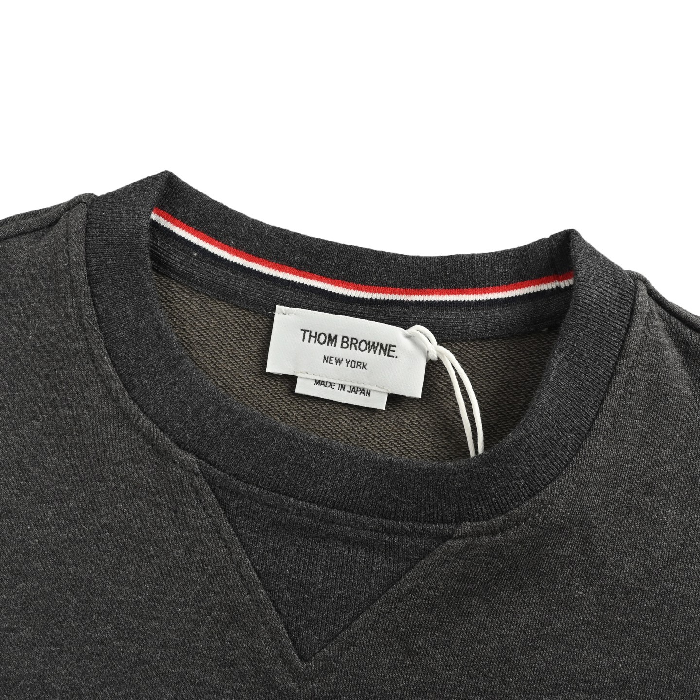 Thom Browne/汤姆布朗 经典色织圆领卫衣 领口三角单独横机摇-High Quatity Cheap Brand wholesale wholesaler seller Clothes Bags handbags Sneakers Top Fashion Clothing Shoes from China Factory Chinese suppliers best Quality Beautiful Price Thom Browne/汤姆布朗 经典色织圆领卫衣 领口三角单独横机摇