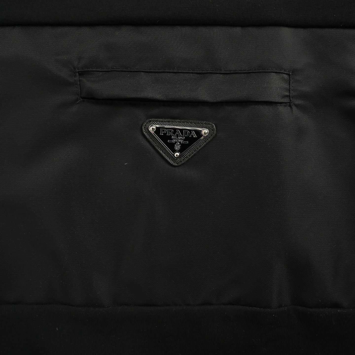 Prada/普拉达 拼接拉链圆领卫衣-High Quatity Cheap Brand wholesale wholesaler seller Clothes Bags handbags Sneakers Top Fashion Clothing Shoes from China Factory Chinese suppliers best Quality Beautiful Price Prada/普拉达 拼接拉链圆领卫衣