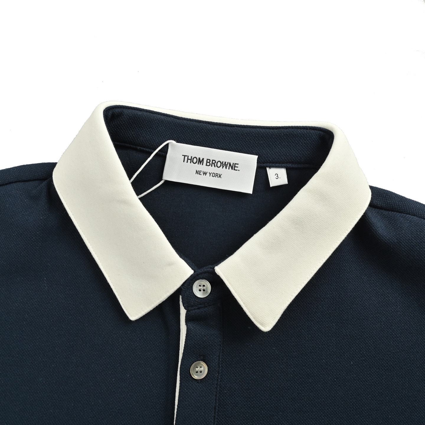 Thom Browne/汤姆布朗 25Fw 四杠翻领Polo长袖-High Quatity Cheap Brand wholesale wholesaler seller Clothes Bags handbags Sneakers Top Fashion Clothing Shoes from China Factory Chinese suppliers best Quality Beautiful Price Thom Browne/汤姆布朗 25Fw 四杠翻领Polo长袖