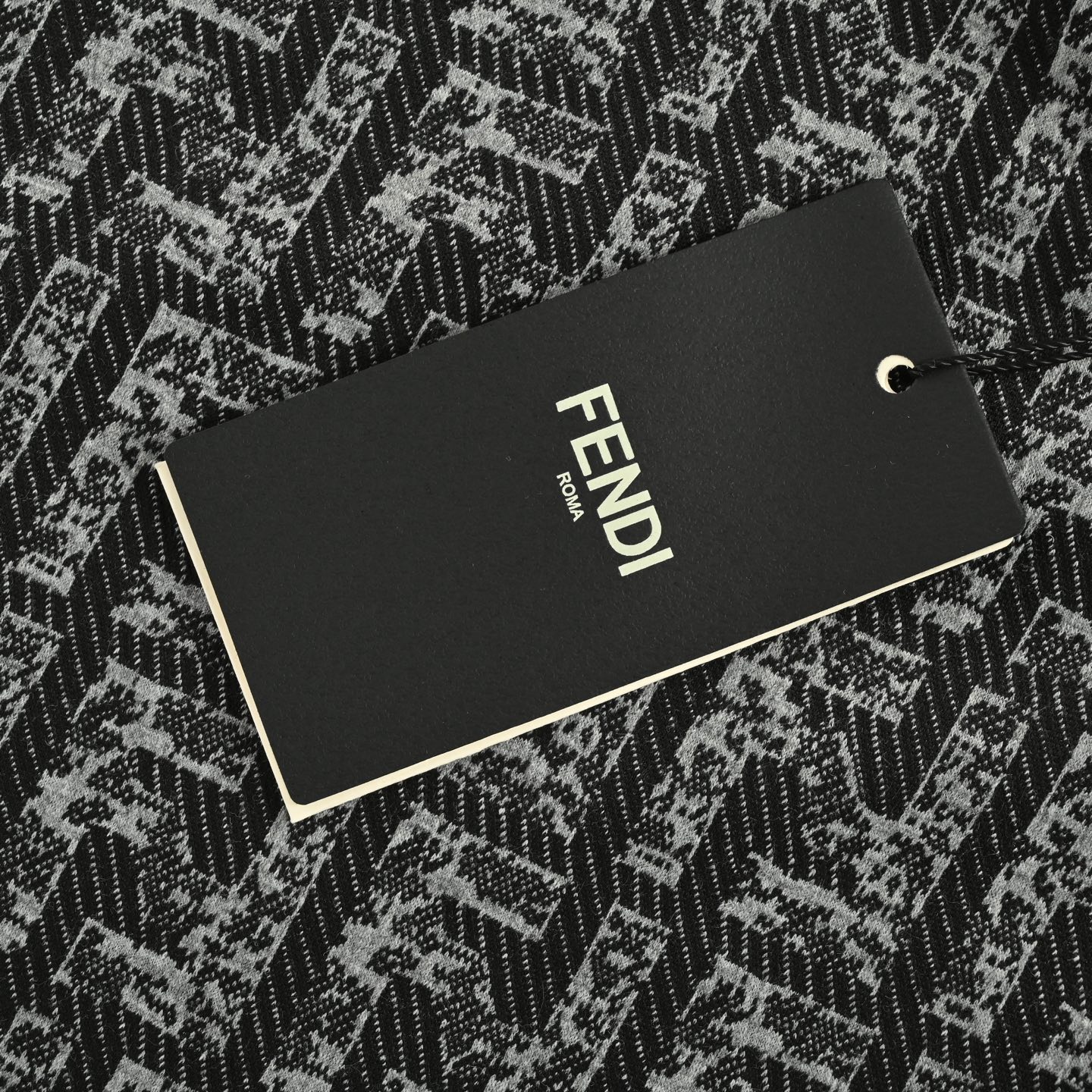 Fendi/芬迪 25Fw 满印双F拼色连帽卫衣-High Quatity Cheap Brand wholesale wholesaler seller Clothes Bags handbags Sneakers Top Fashion Clothing Shoes from China Factory Chinese suppliers best Quality Beautiful Price Fendi/芬迪 25Fw 满印双F拼色连帽卫衣