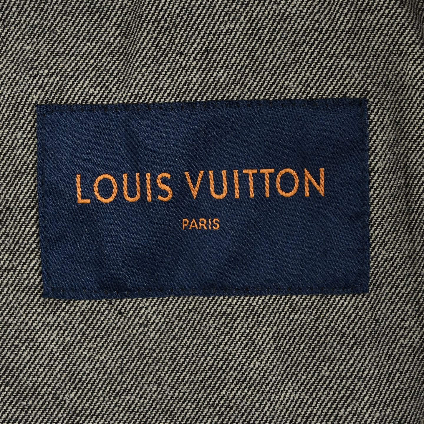 Louis Vuitton/路易威登 logo字母植绒牛仔外套-High Quatity Cheap Brand wholesale wholesaler seller Clothes Bags handbags Sneakers Top Fashion Clothing Shoes from China Factory Chinese suppliers best Quality Beautiful Price Louis Vuitton/路易威登 logo字母植绒牛仔外套