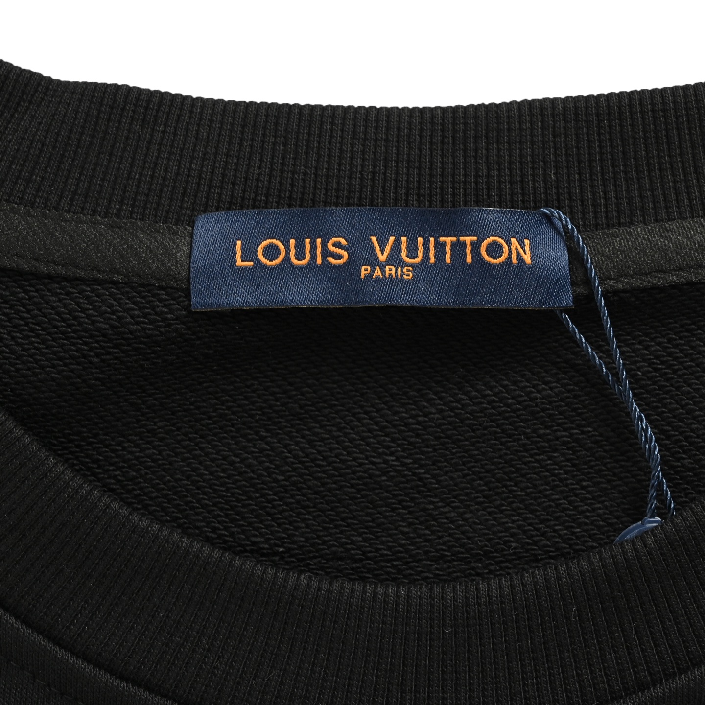 Louis Vuitton/路易威登 25Fw 硅胶圆标圆领卫衣-High Quatity Cheap Brand wholesale wholesaler seller Clothes Bags handbags Sneakers Top Fashion Clothing Shoes from China Factory Chinese suppliers best Quality Beautiful Price Louis Vuitton/路易威登 25Fw 硅胶圆标圆领卫衣