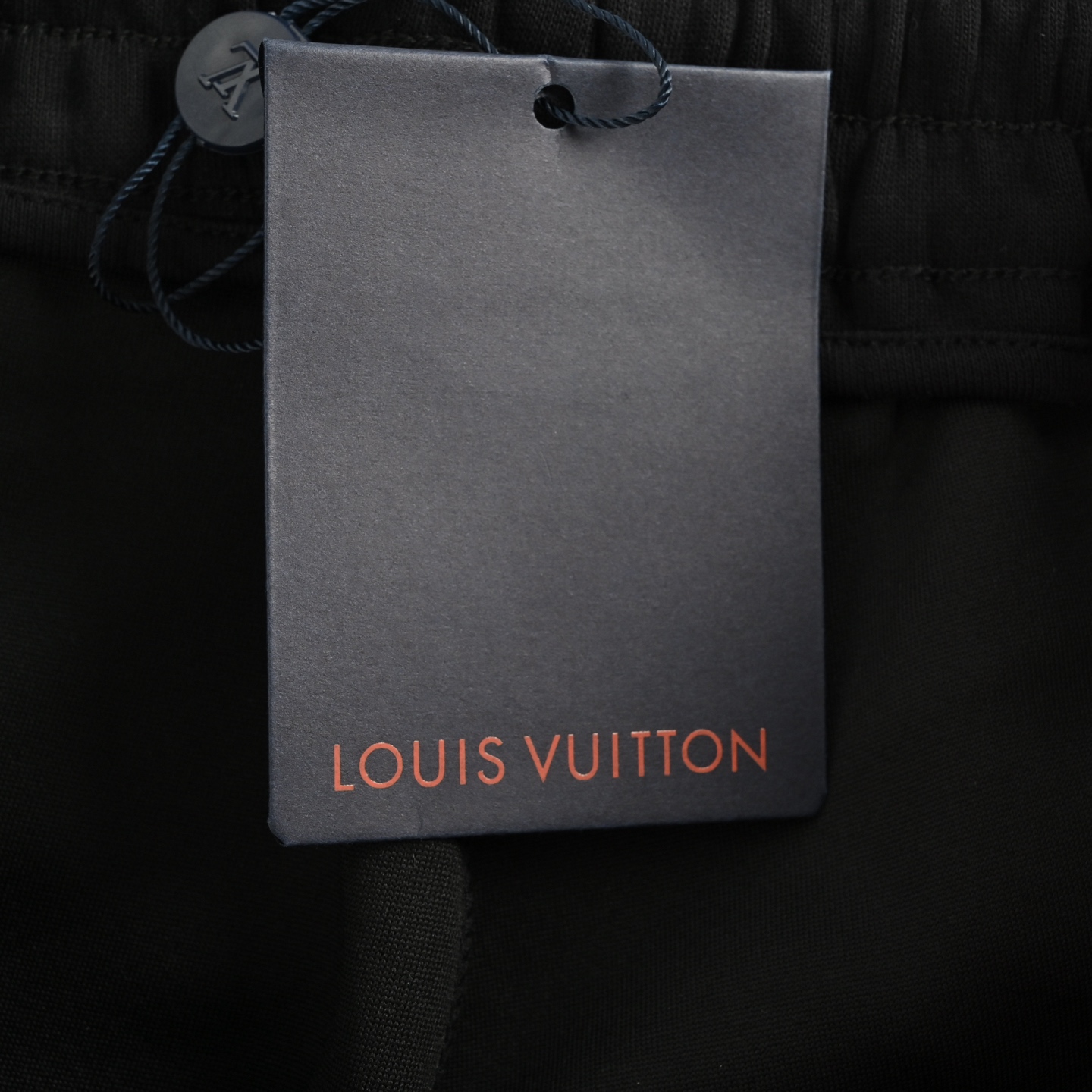 Louis Vuitton/路易威登 25Fw 织带字母长裤-High Quatity Cheap Brand wholesale wholesaler seller Clothes Bags handbags Sneakers Top Fashion Clothing Shoes from China Factory Chinese suppliers best Quality Beautiful Price Louis Vuitton/路易威登 25Fw 织带字母长裤