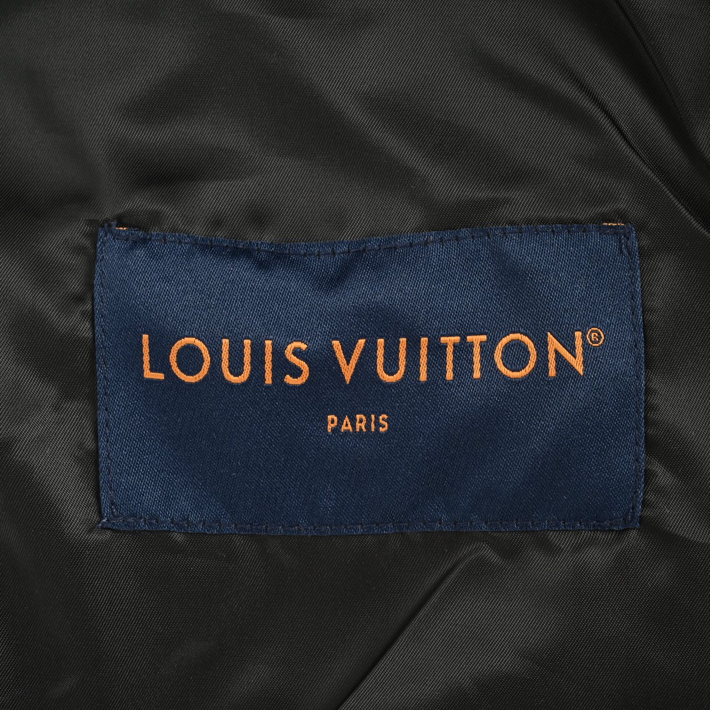 Louis Vuitton/路易威登 后背刺绣字母棒球服夹克外套-High Quatity Cheap Brand wholesale wholesaler seller Clothes Bags handbags Sneakers Top Fashion Clothing Shoes from China Factory Chinese suppliers best Quality Beautiful Price Louis Vuitton/路易威登 后背刺绣字母棒球服夹克外套