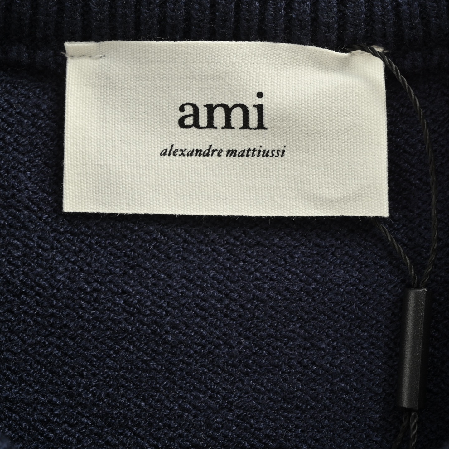 Ami 经典爱心提花圆领毛衣