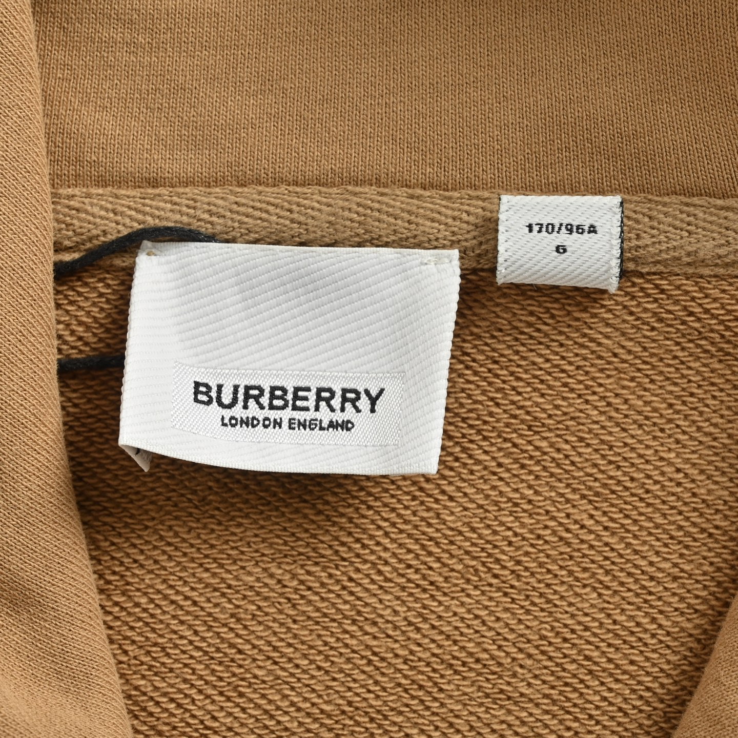 Burberry/巴宝莉 战马浮雕刺绣立体凹凸连帽卫衣-High Quatity Cheap Brand wholesale wholesaler seller Clothes Bags handbags Sneakers Top Fashion Clothing Shoes from China Factory Chinese suppliers best Quality Beautiful Price Burberry/巴宝莉 战马浮雕刺绣立体凹凸连帽卫衣