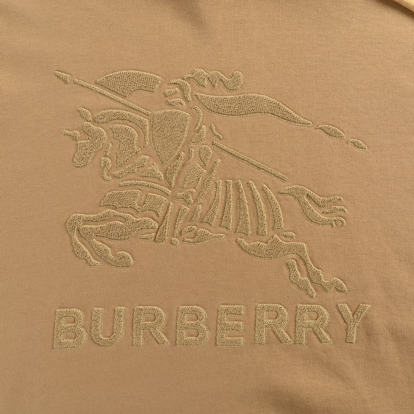 Burberry/巴宝莉 战马浮雕刺绣立体凹凸连帽卫衣-High Quatity Cheap Brand wholesale wholesaler seller Clothes Bags handbags Sneakers Top Fashion Clothing Shoes from China Factory Chinese suppliers best Quality Beautiful Price Burberry/巴宝莉 战马浮雕刺绣立体凹凸连帽卫衣